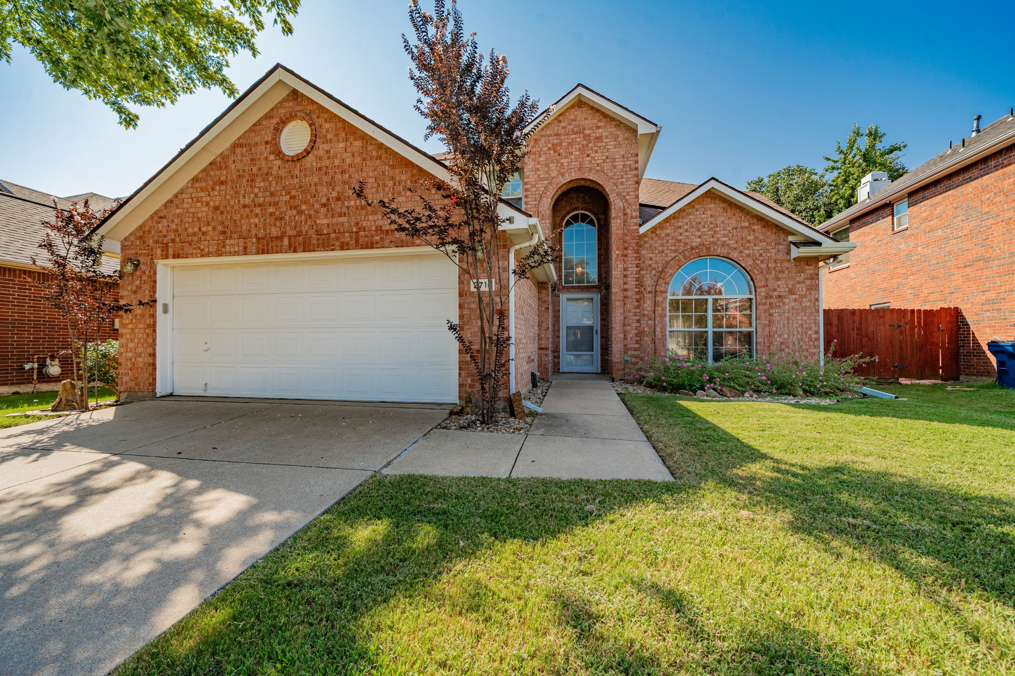 2715 Chatsworth Drive