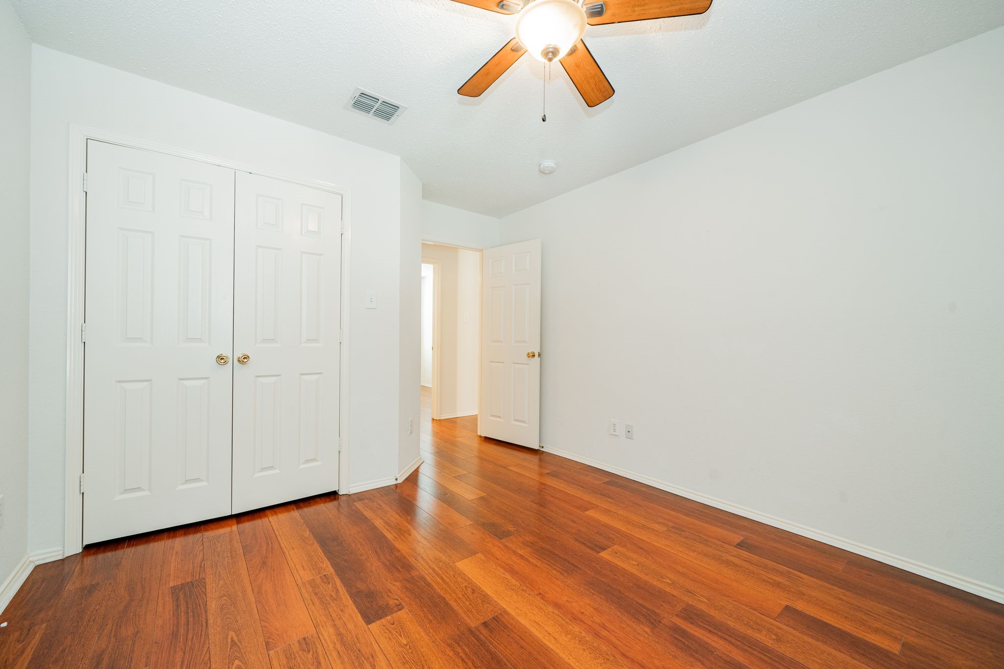 2715 Chatsworth Drive