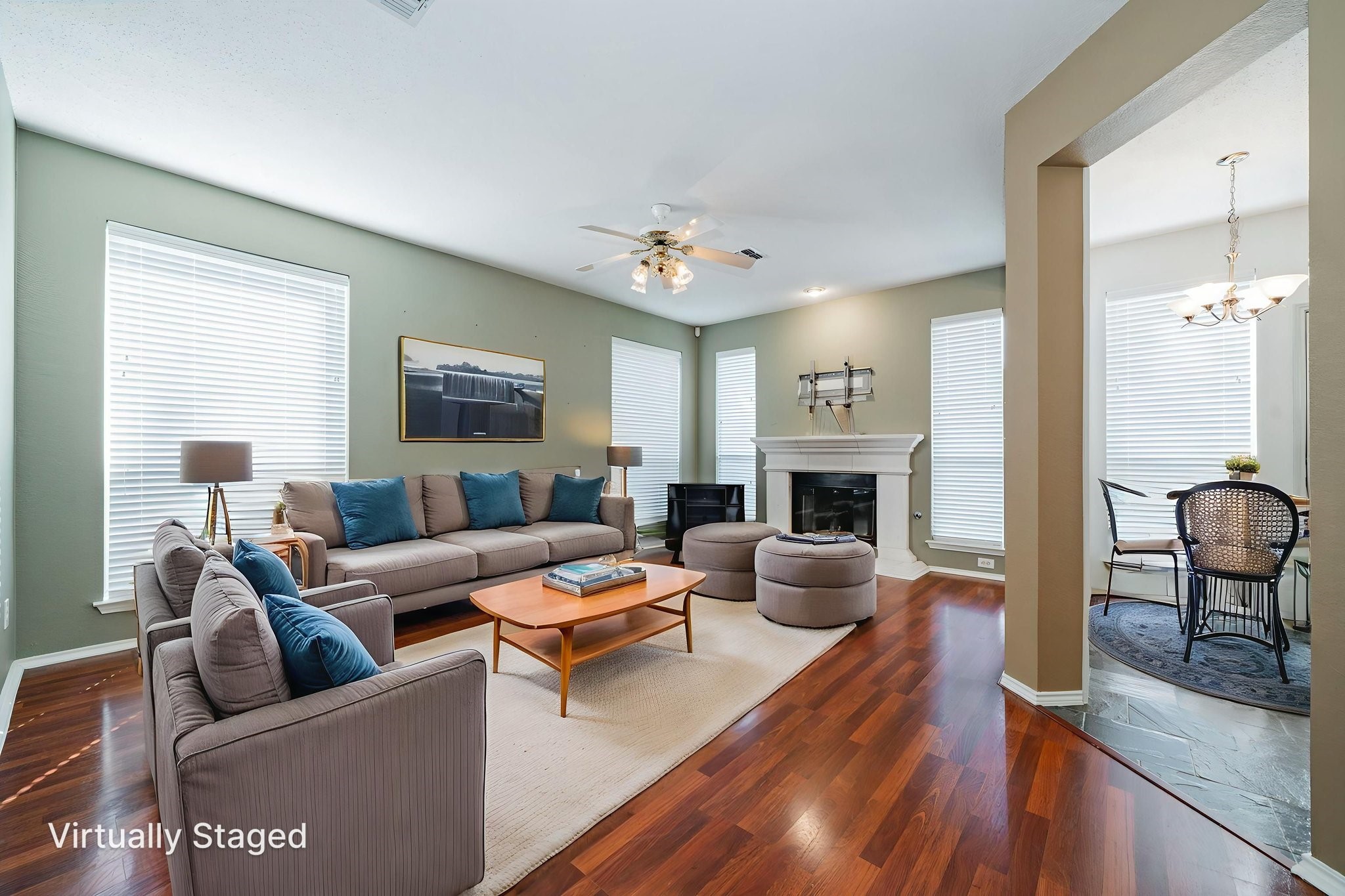 2715 Chatsworth Drive