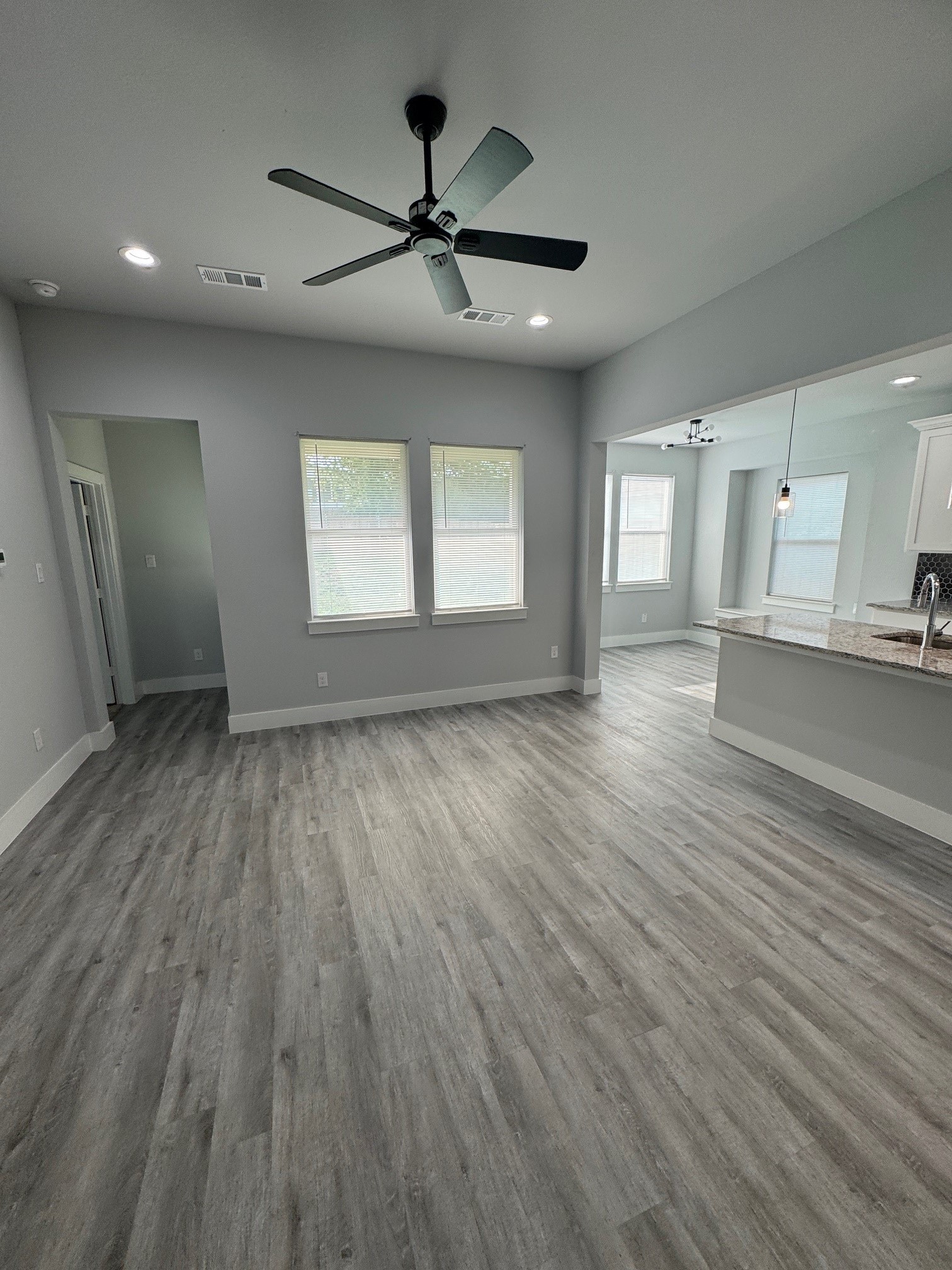 3115 Prairie Avenue