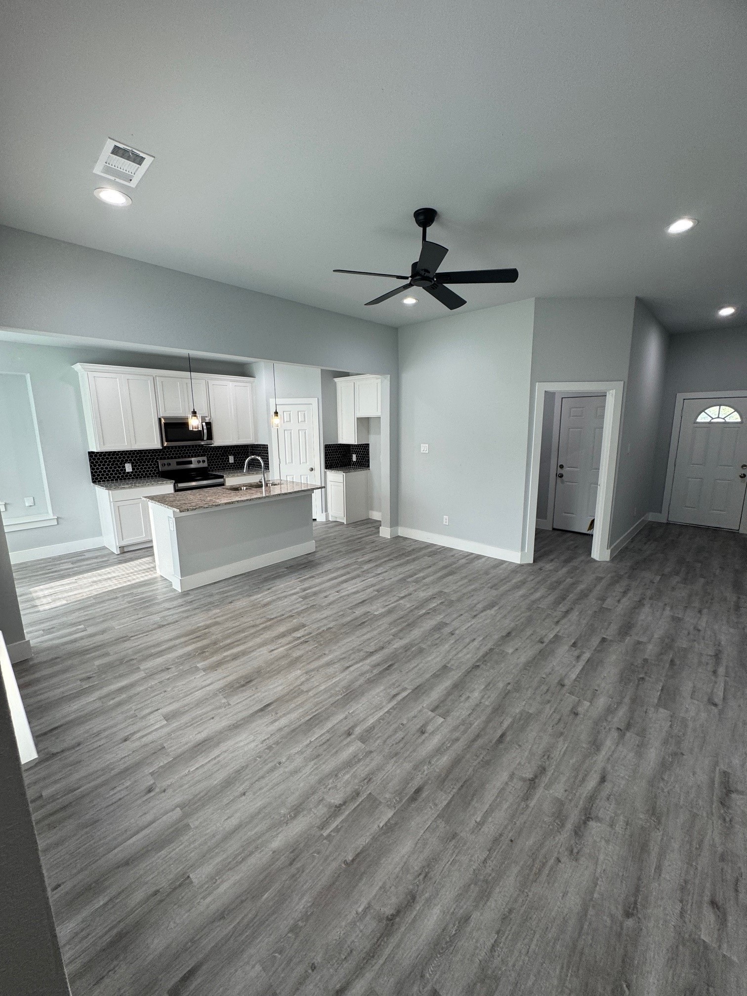 3115 Prairie Avenue