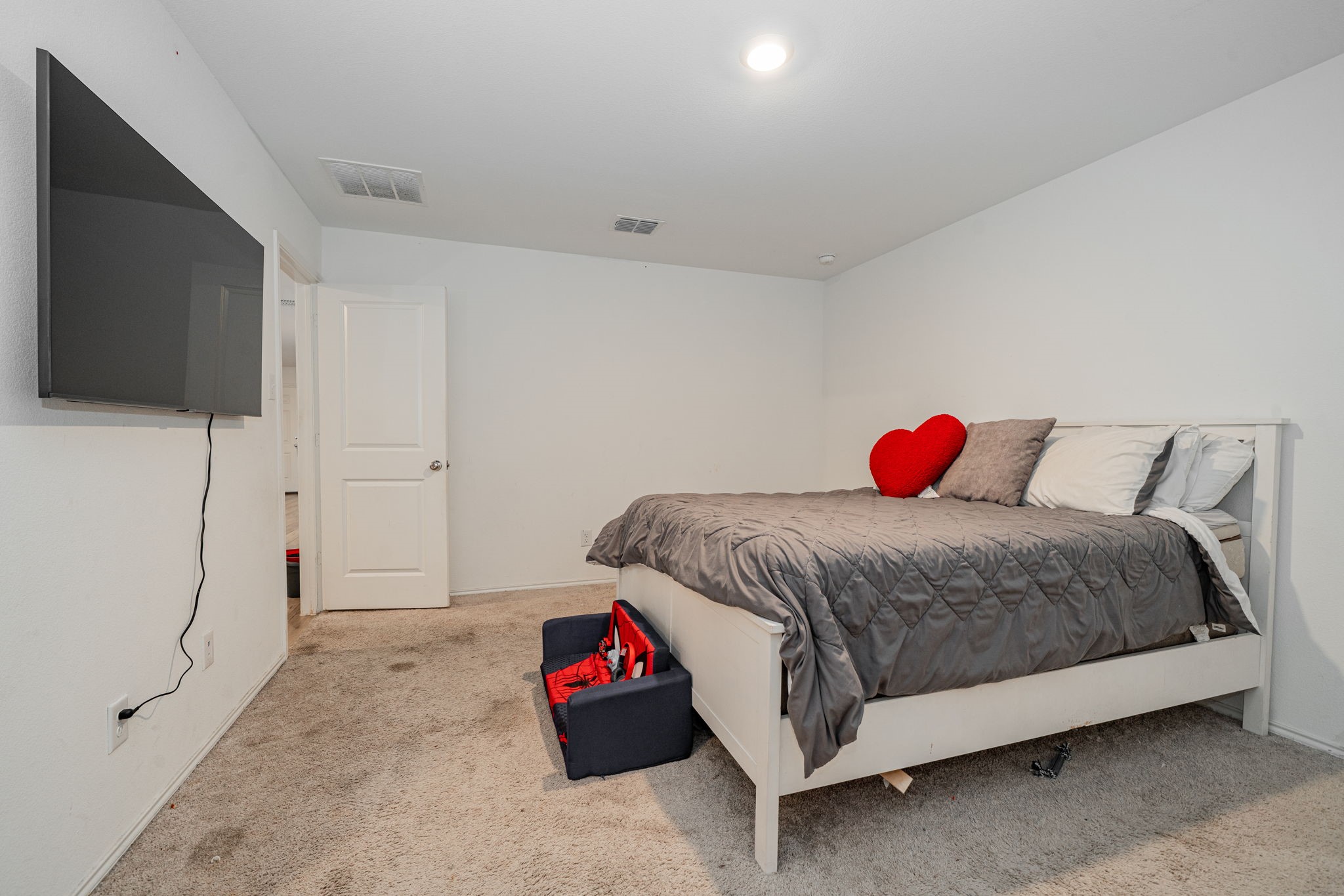 7213 Jackrabbit Avenue