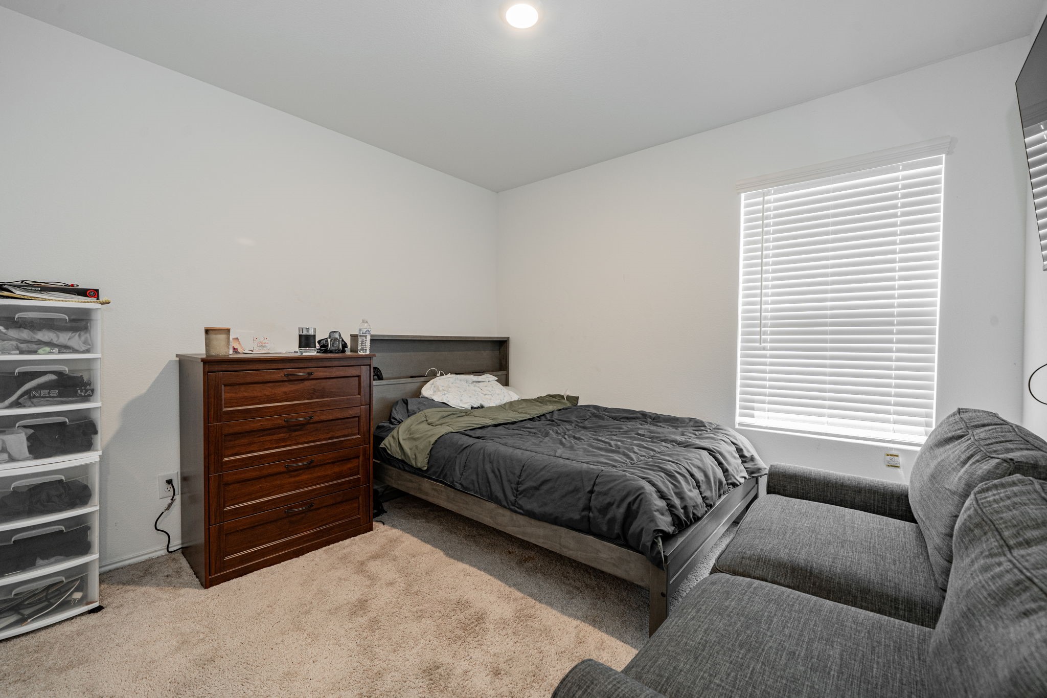 7213 Jackrabbit Avenue