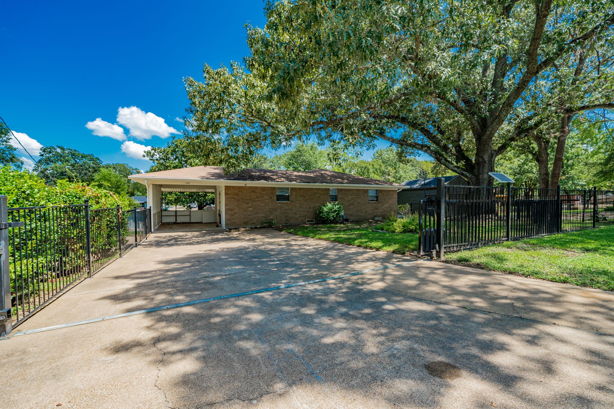 108 Henderson Harbor Circle