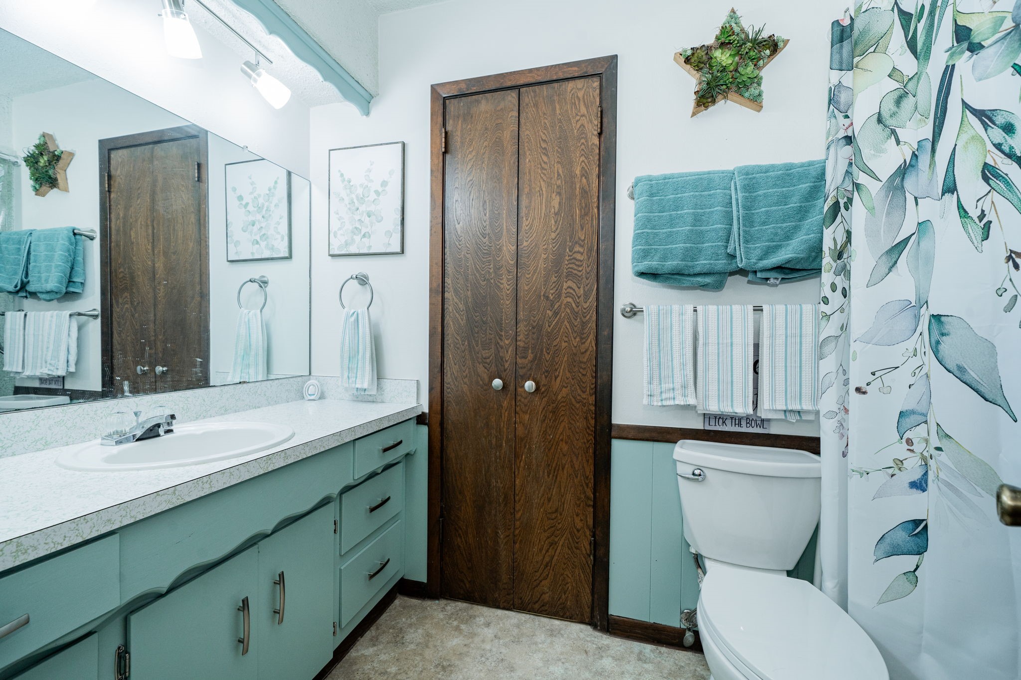 108 Henderson Harbor Circle