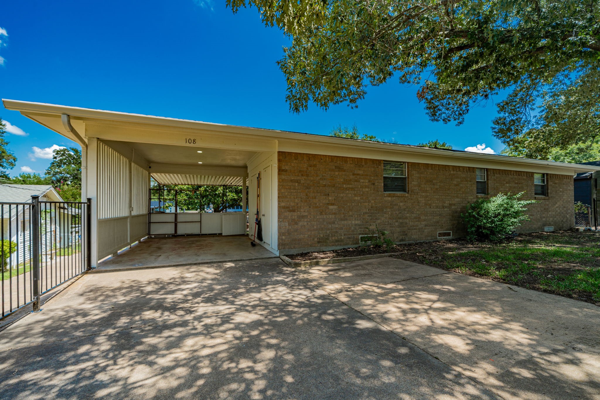 108 Henderson Harbor Circle