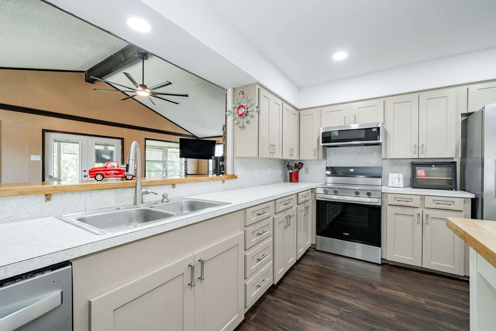 108 Henderson Harbor Circle