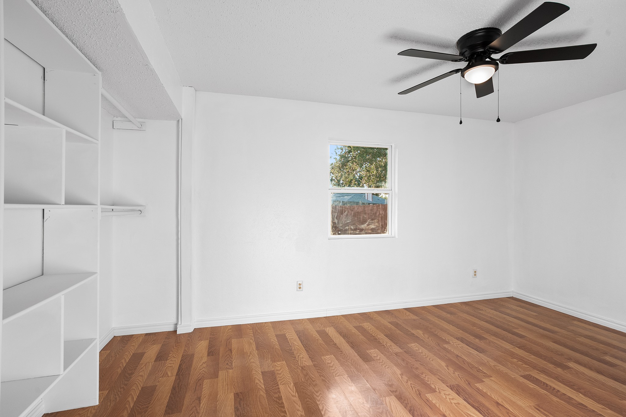 1217 Via Balboa