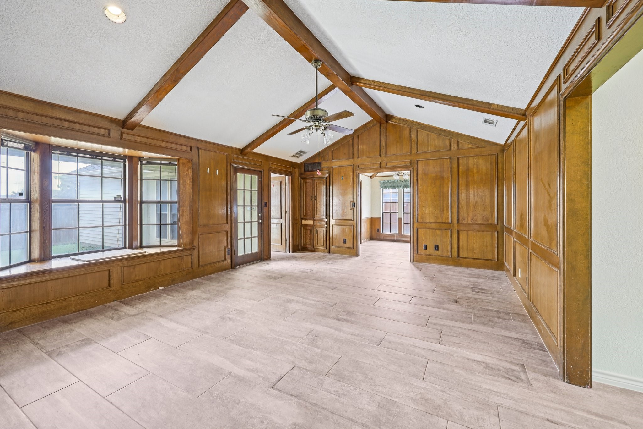1912 Polstar Drive