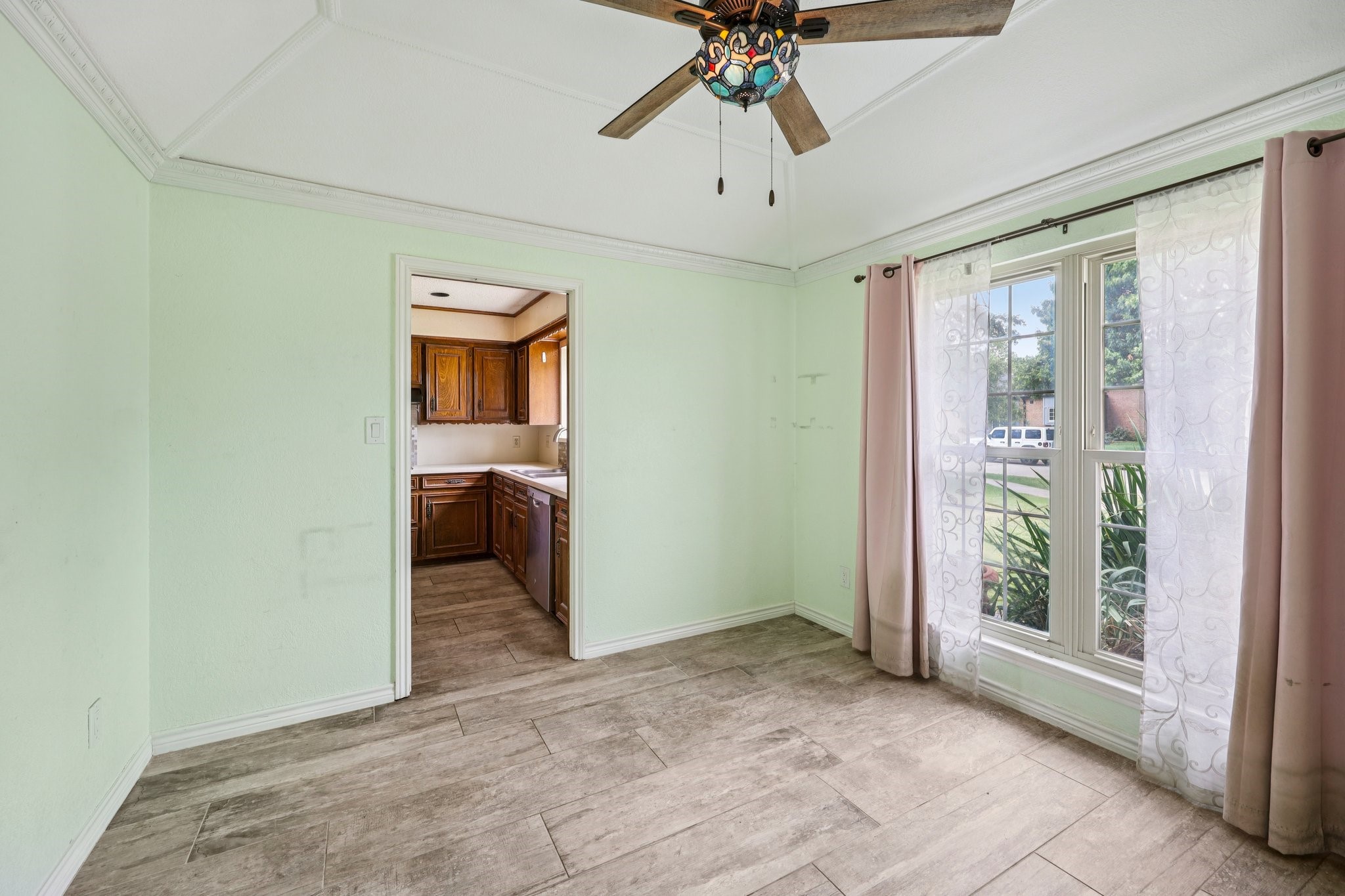 1912 Polstar Drive