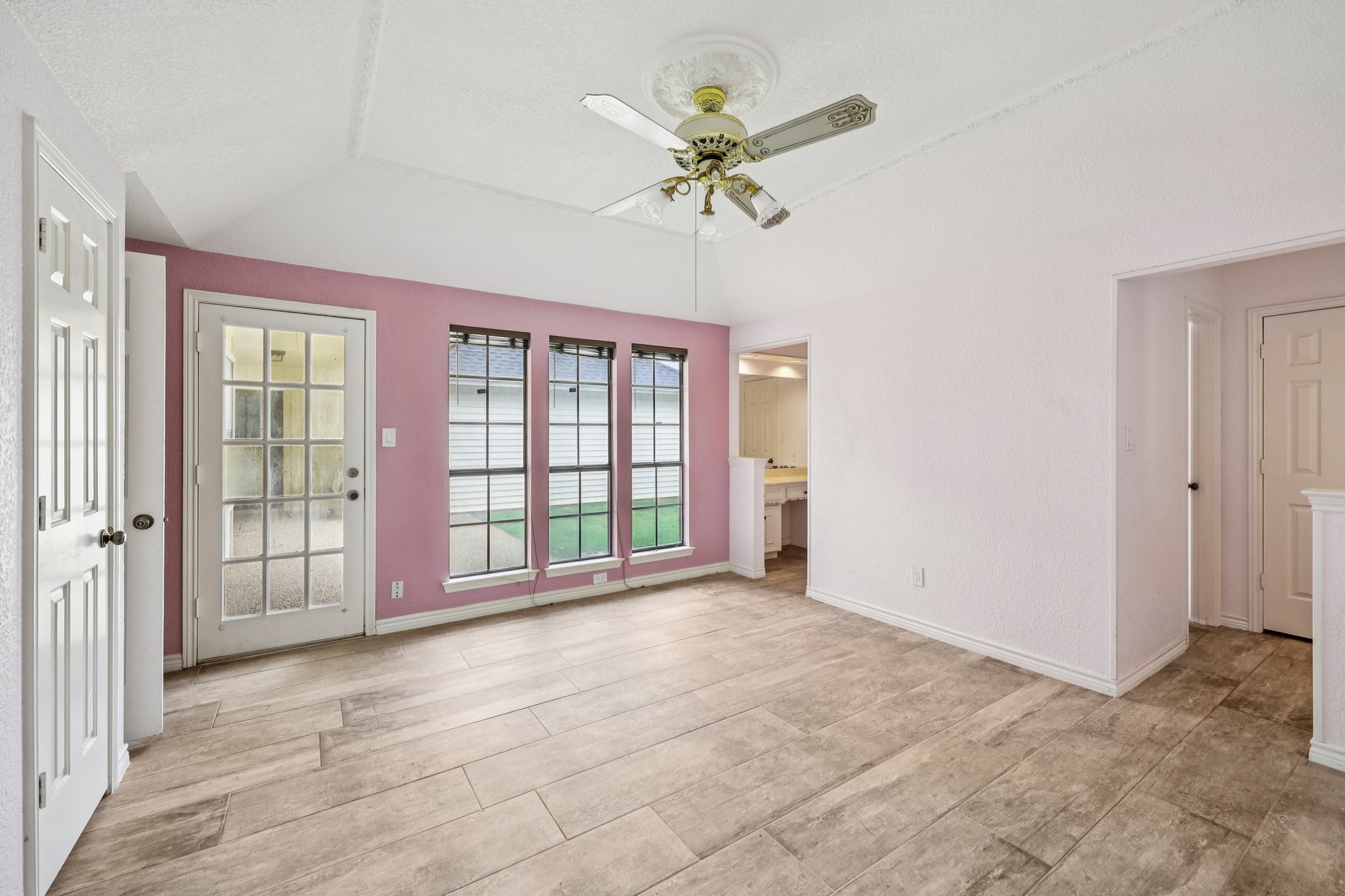 1912 Polstar Drive