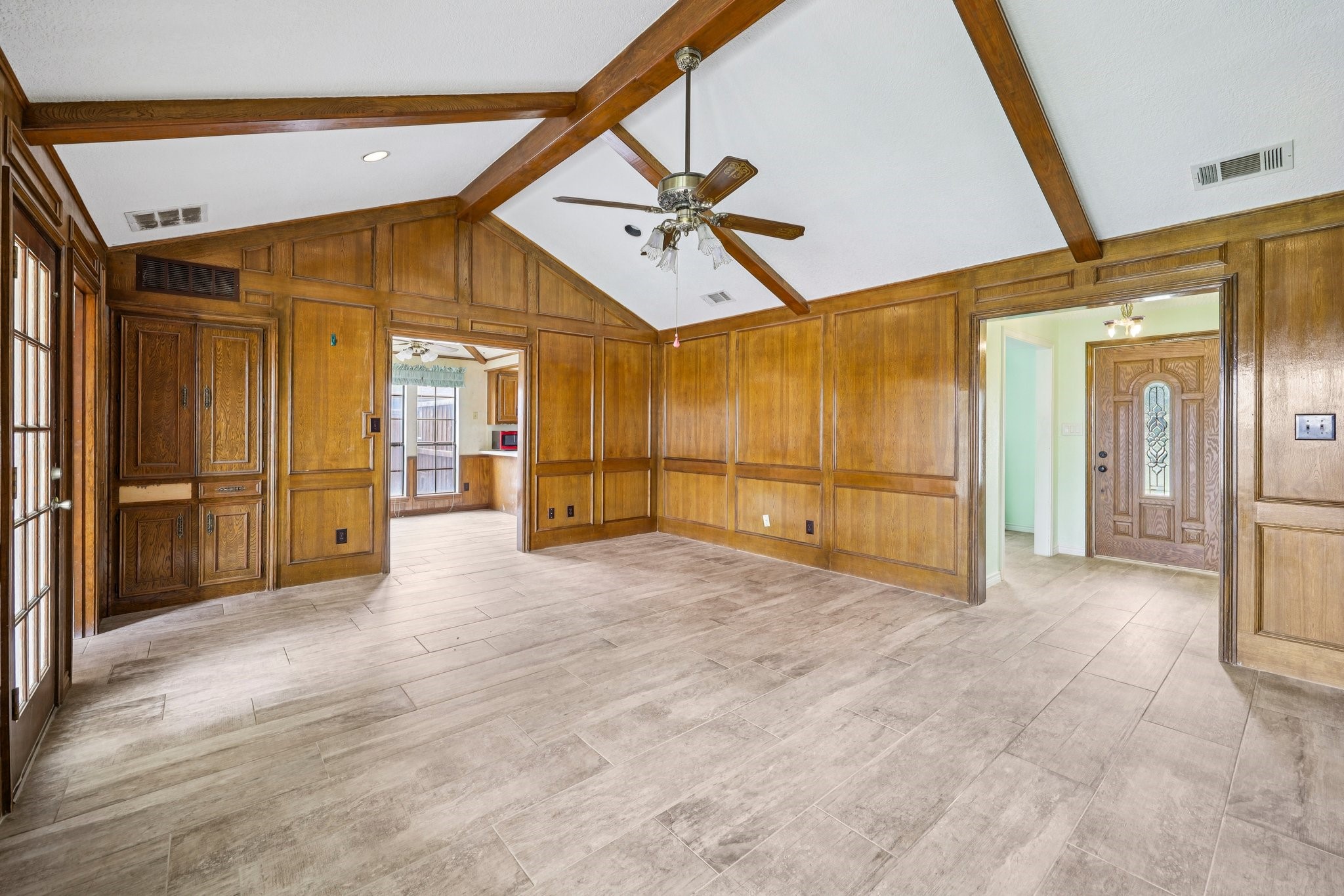 1912 Polstar Drive