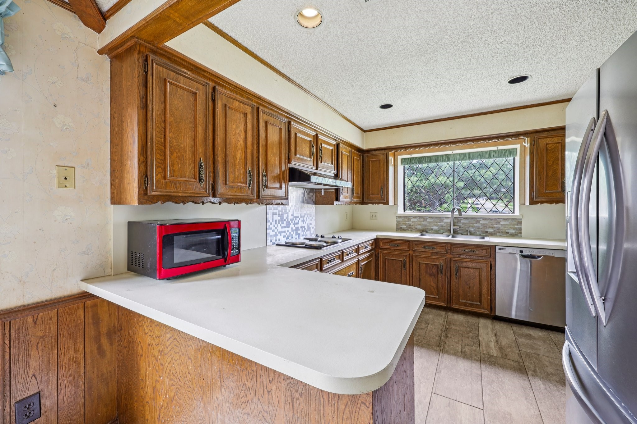 1912 Polstar Drive