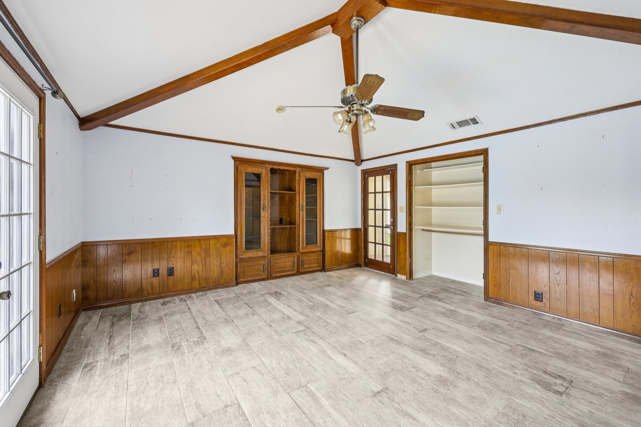 1912 Polstar Drive