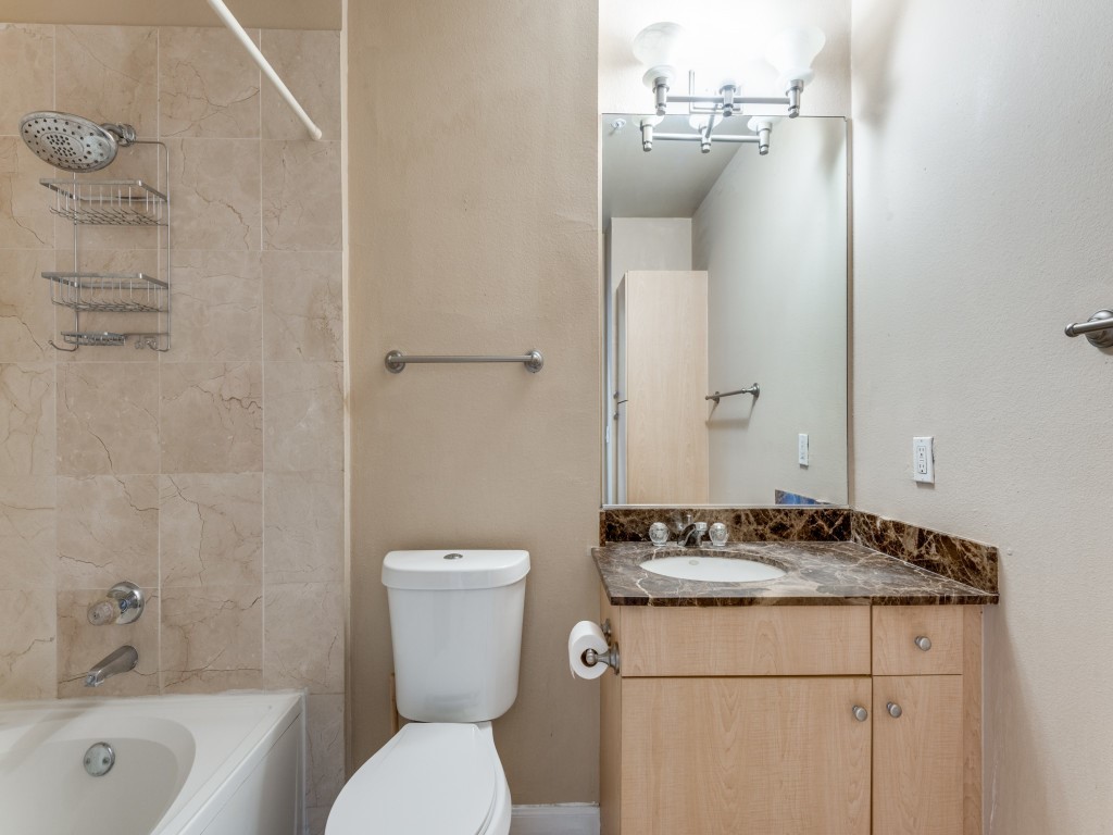 3225 Turtle Creek Boulevard 640