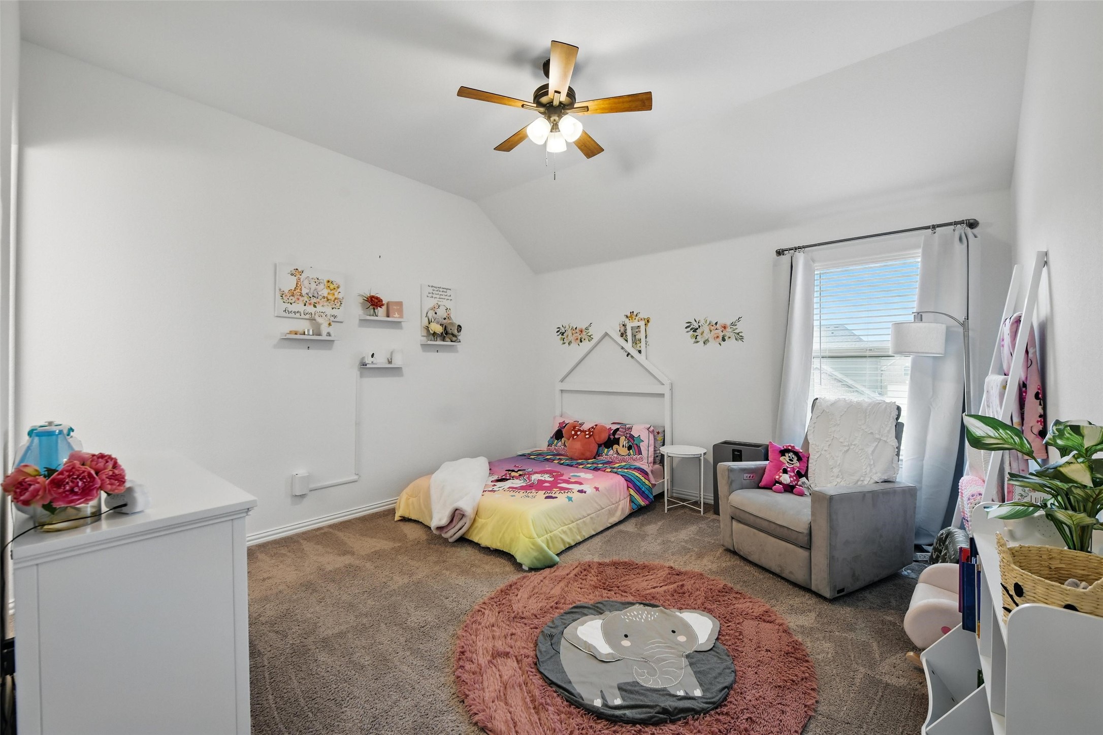 1477 Shooting Star Drive