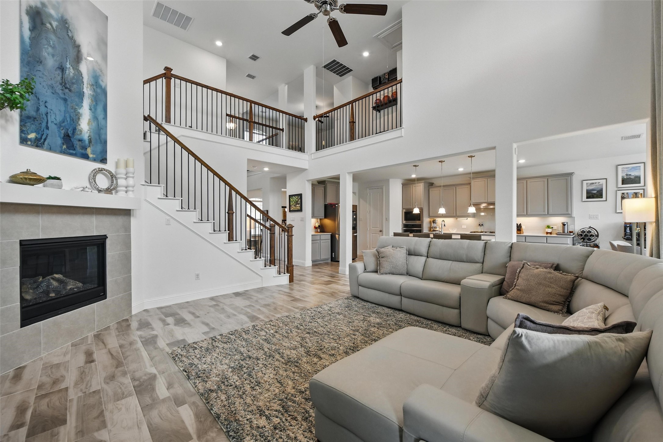 1477 Shooting Star Drive