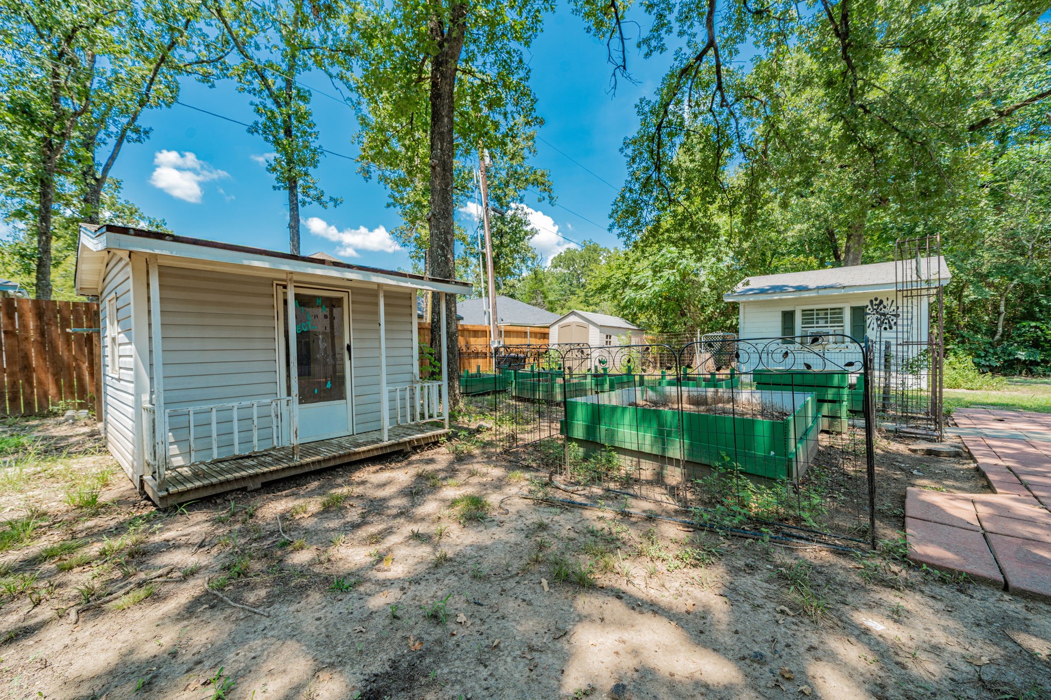 105 Parkside Drive
