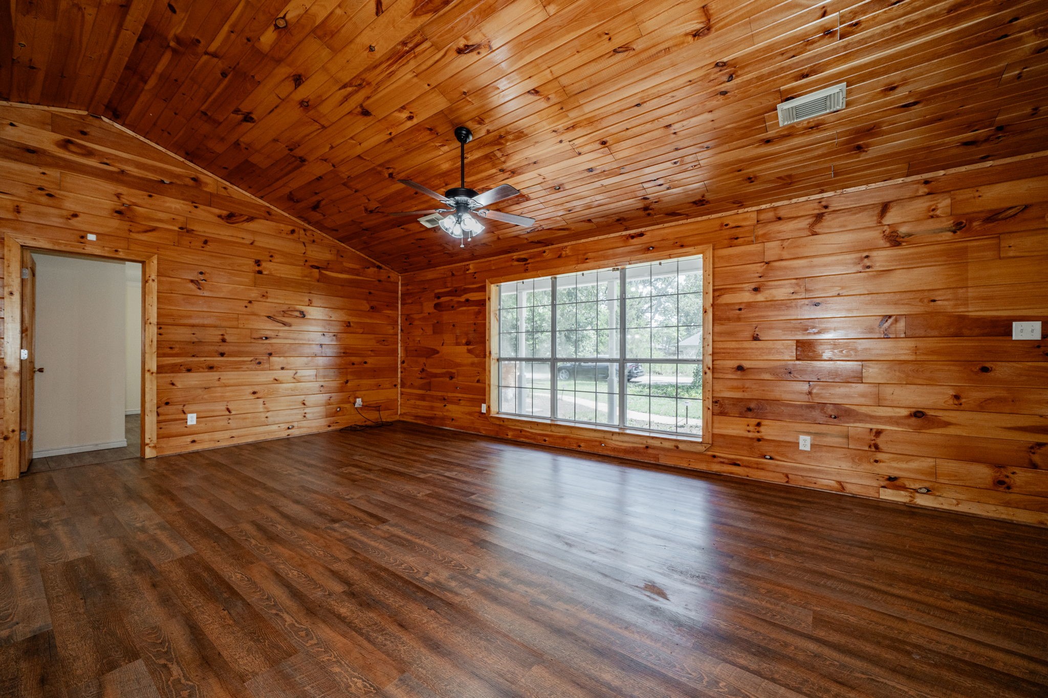 105 Parkside Drive