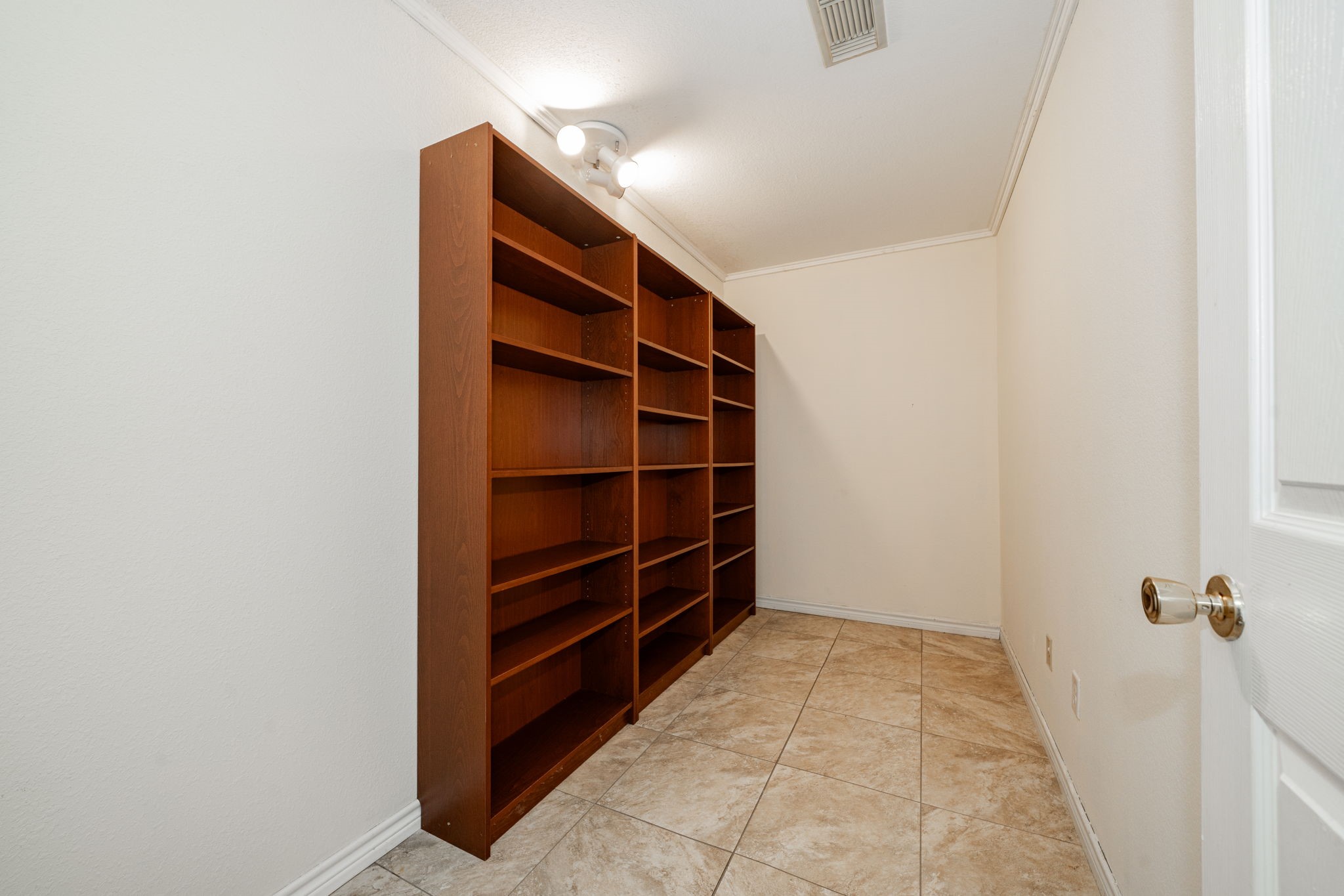 105 Parkside Drive
