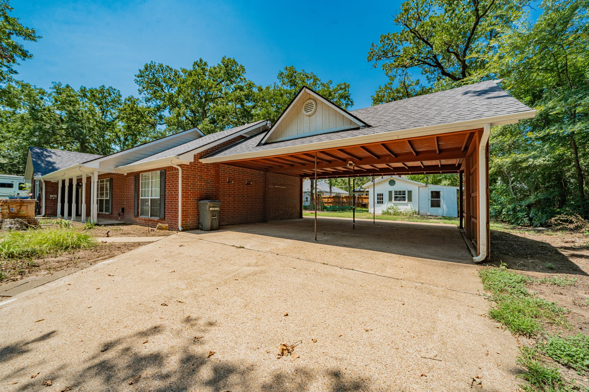 105 Parkside Drive