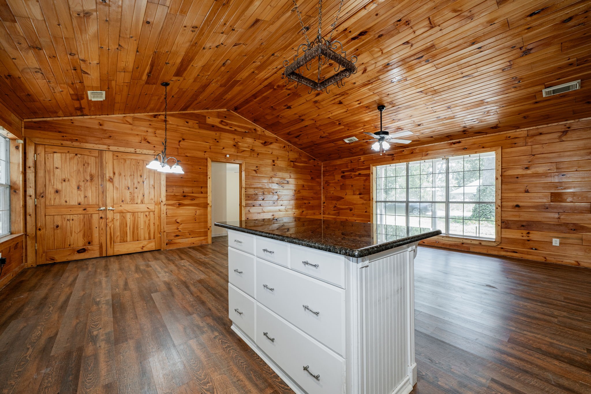 105 Parkside Drive