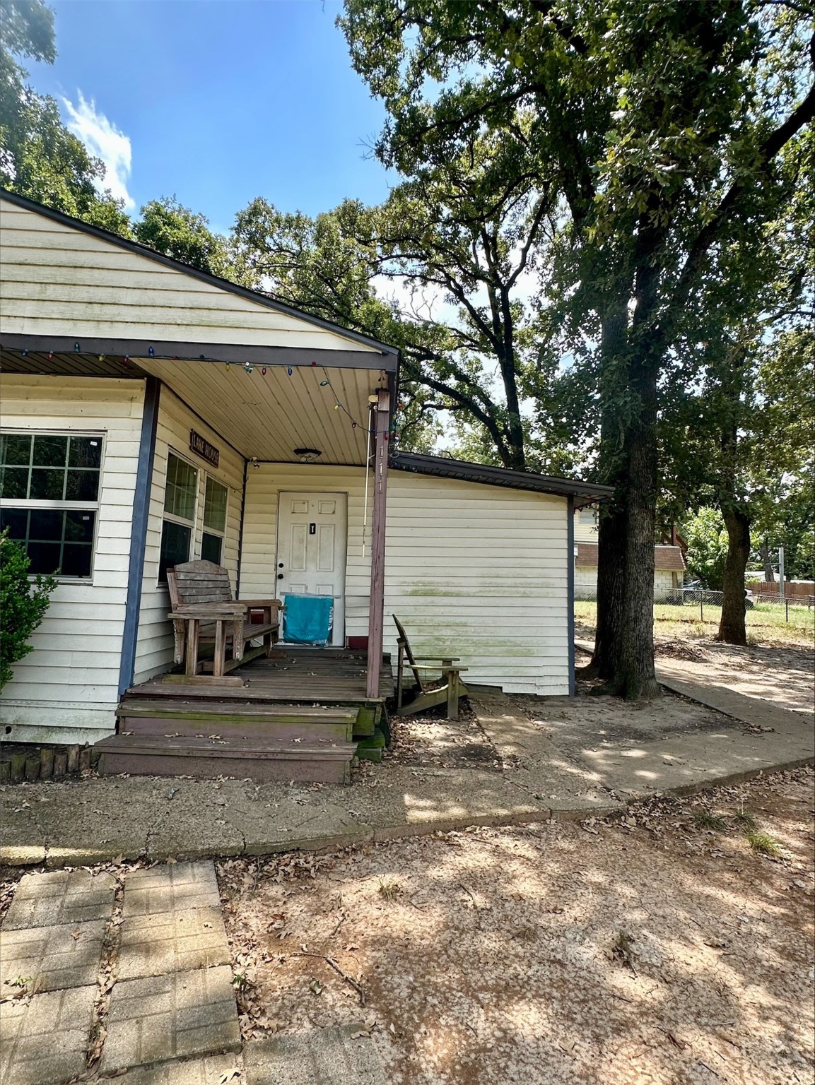 111 Thunderbird Drive