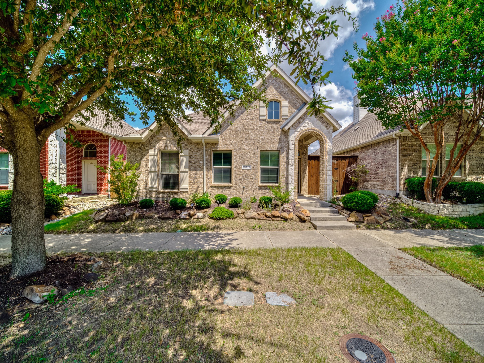 10216 Boyton Canyon Road