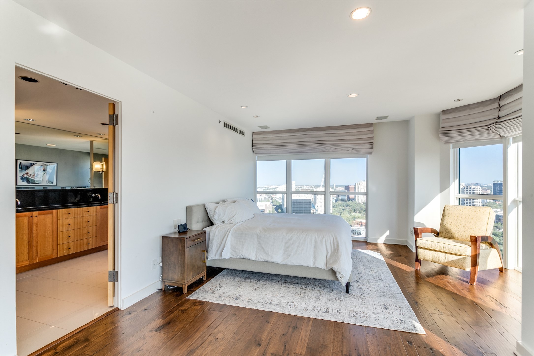 3030 Mckinney Avenue 2301