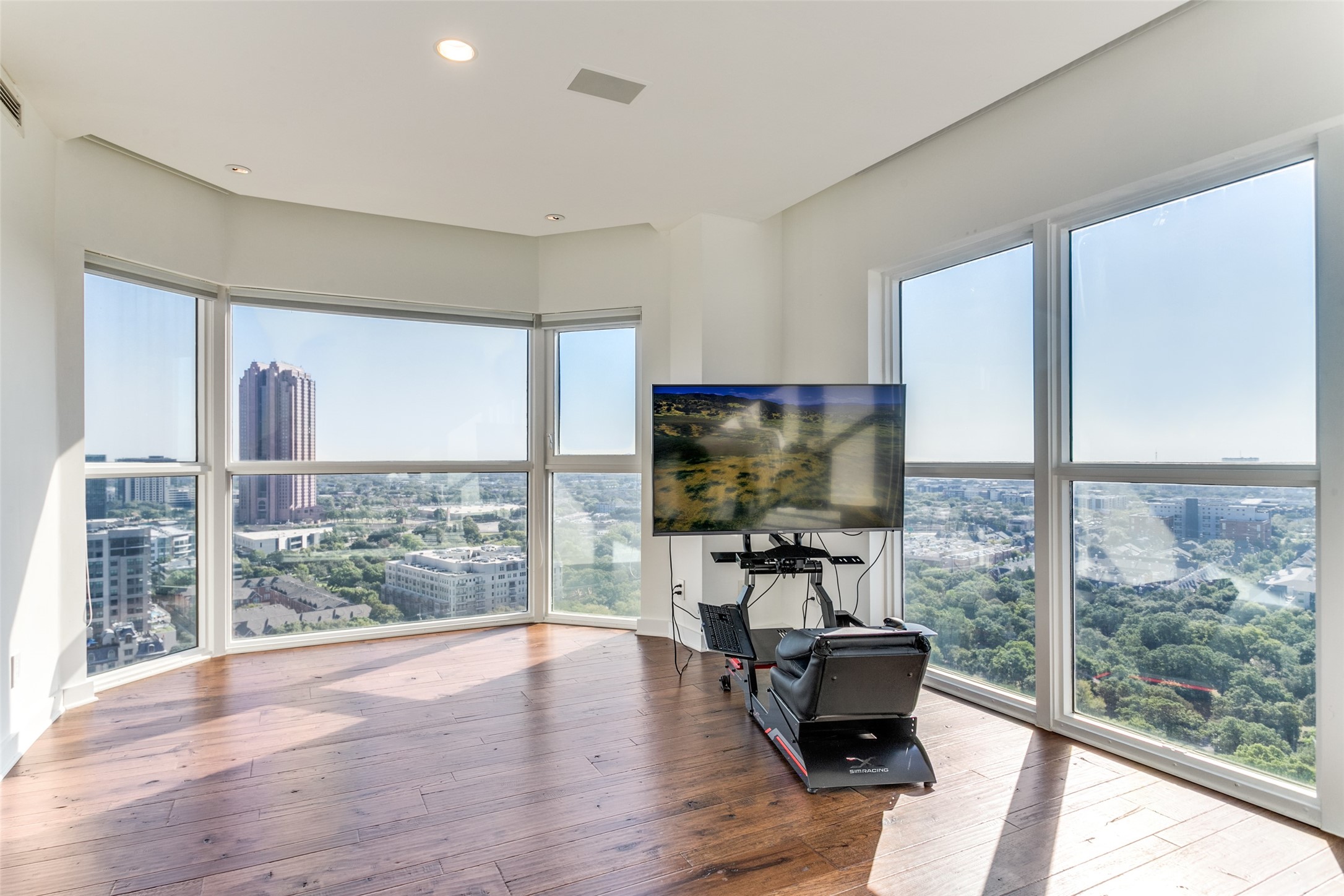 3030 Mckinney Avenue 2301