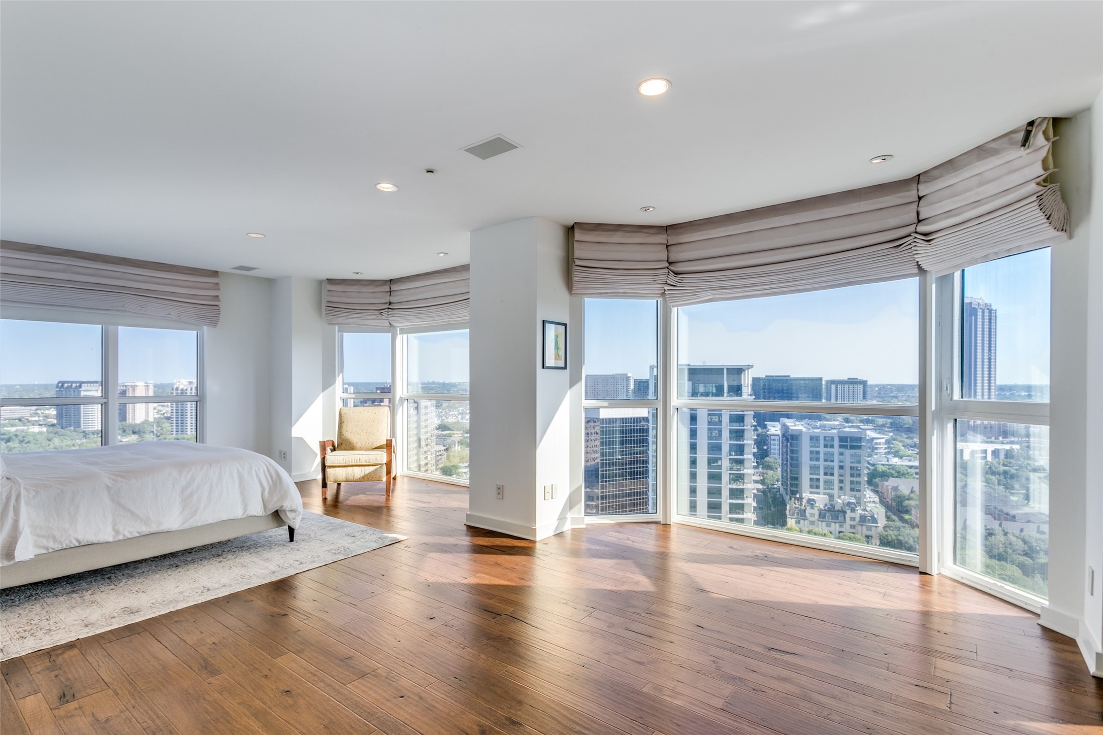3030 Mckinney Avenue 2301