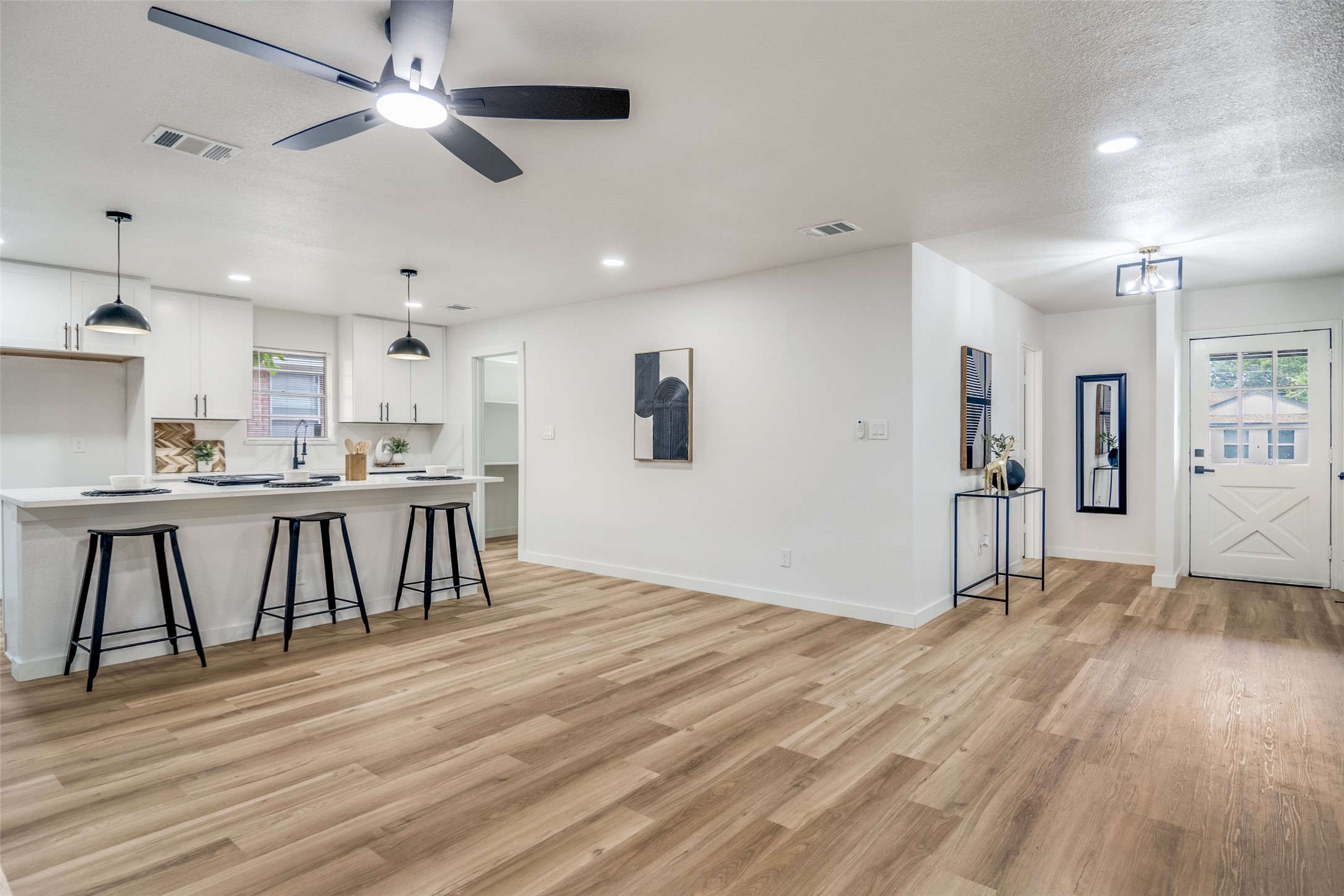 1318 Mayfield Avenue