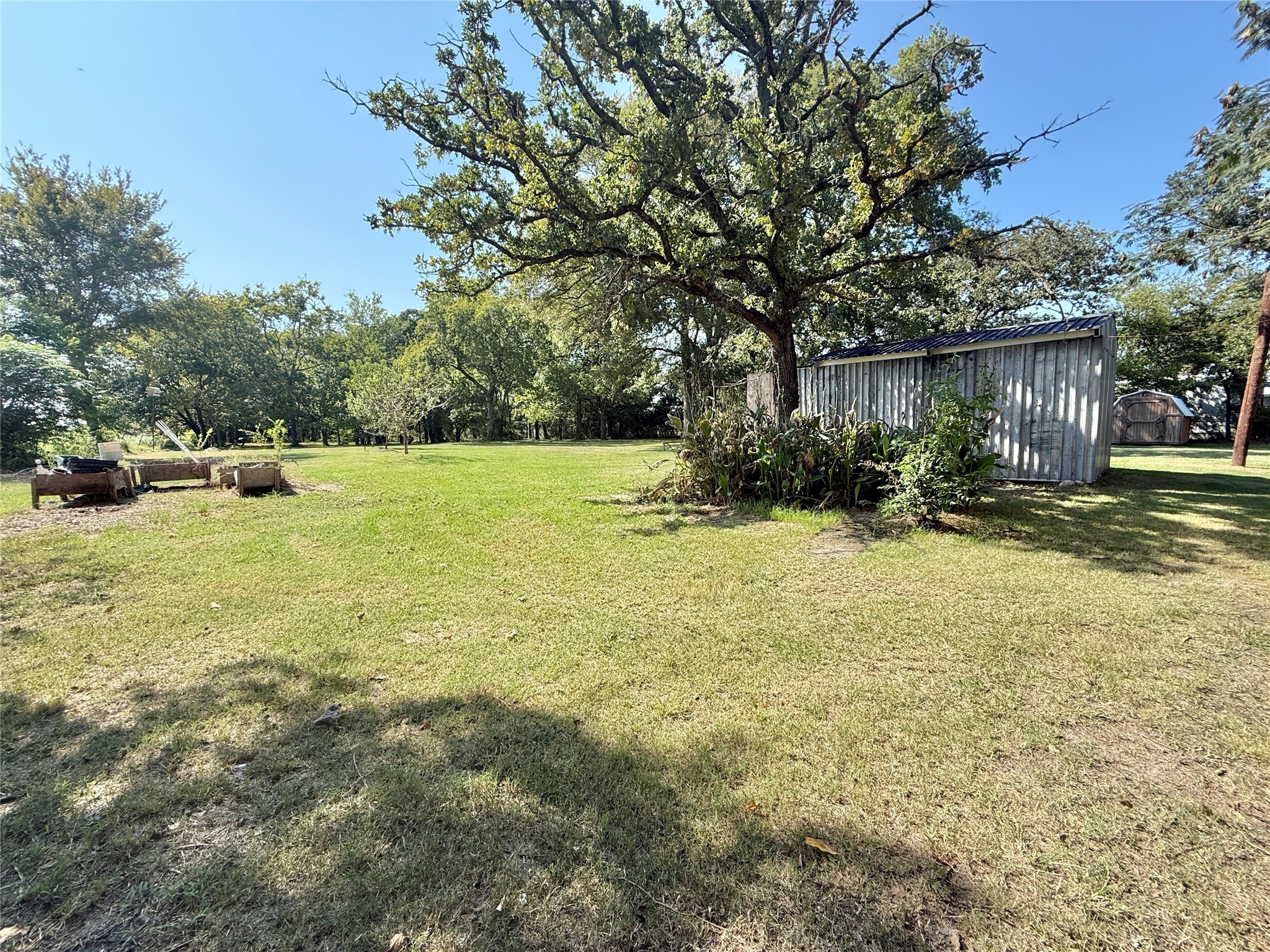 712 COUNTY ROAD 2104