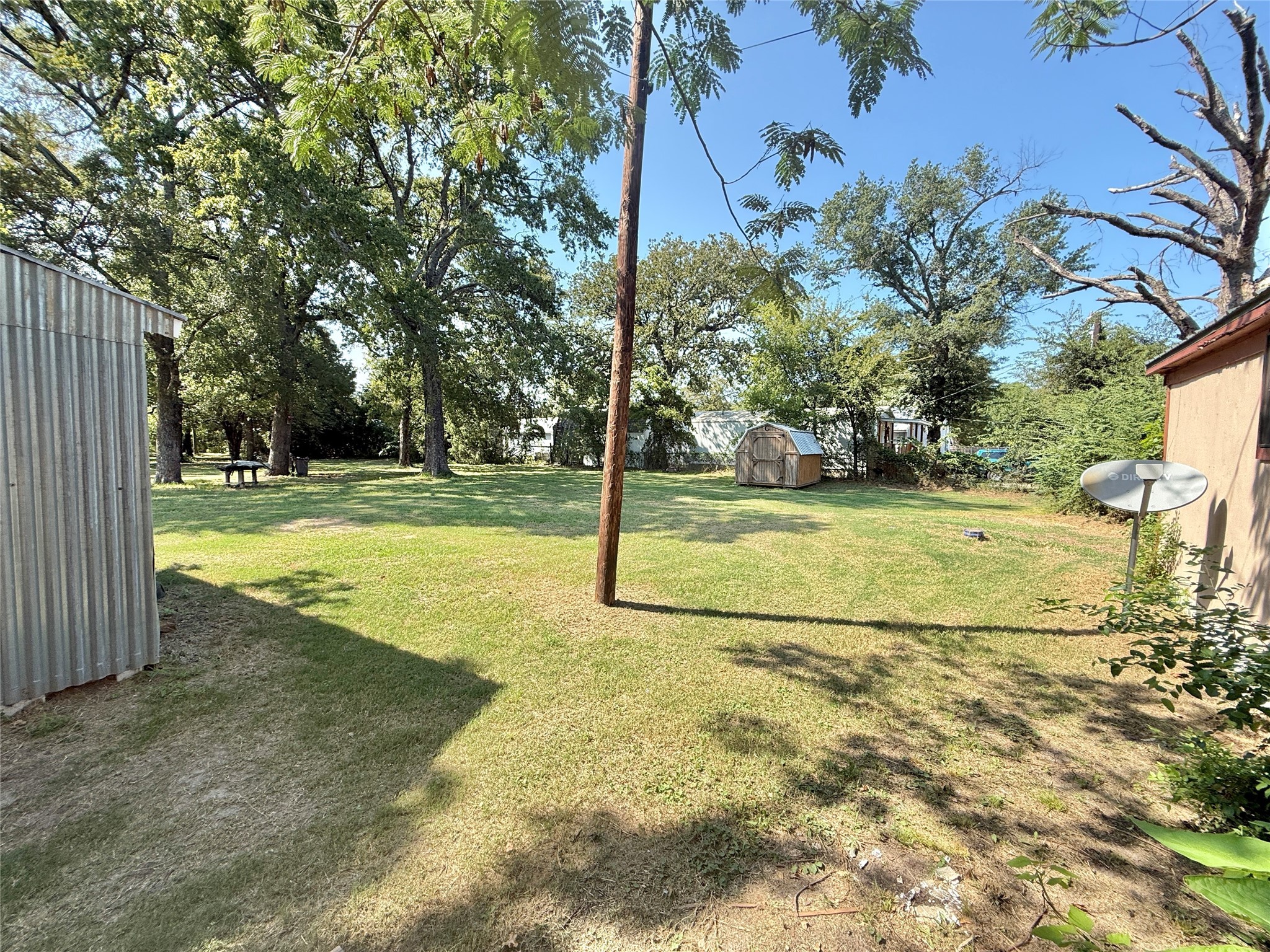 712 COUNTY ROAD 2104