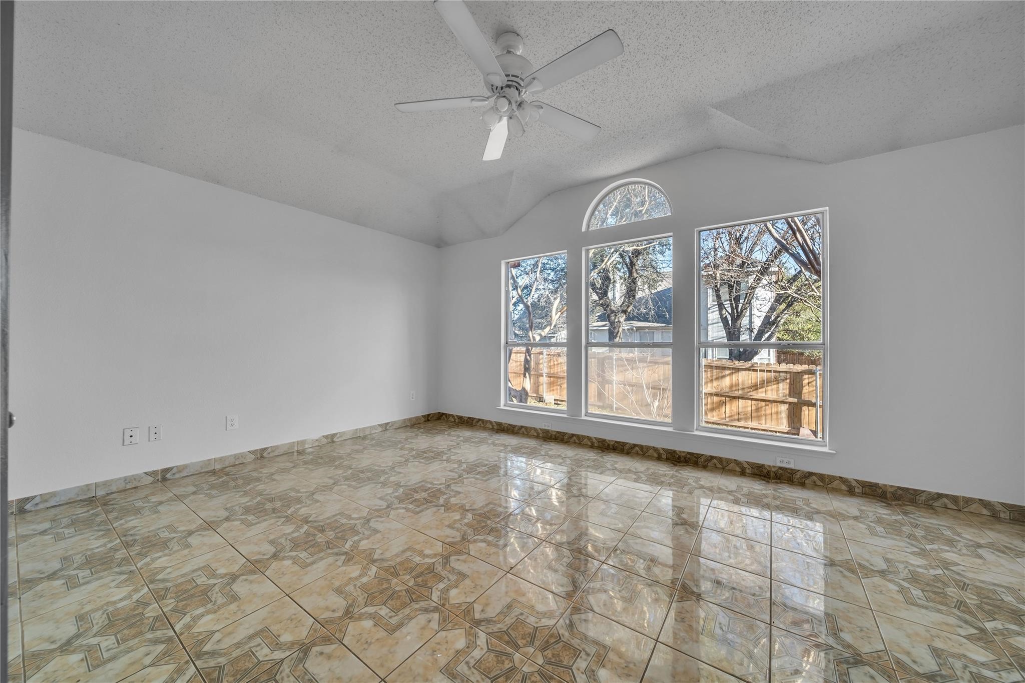 1406 Courtland Drive