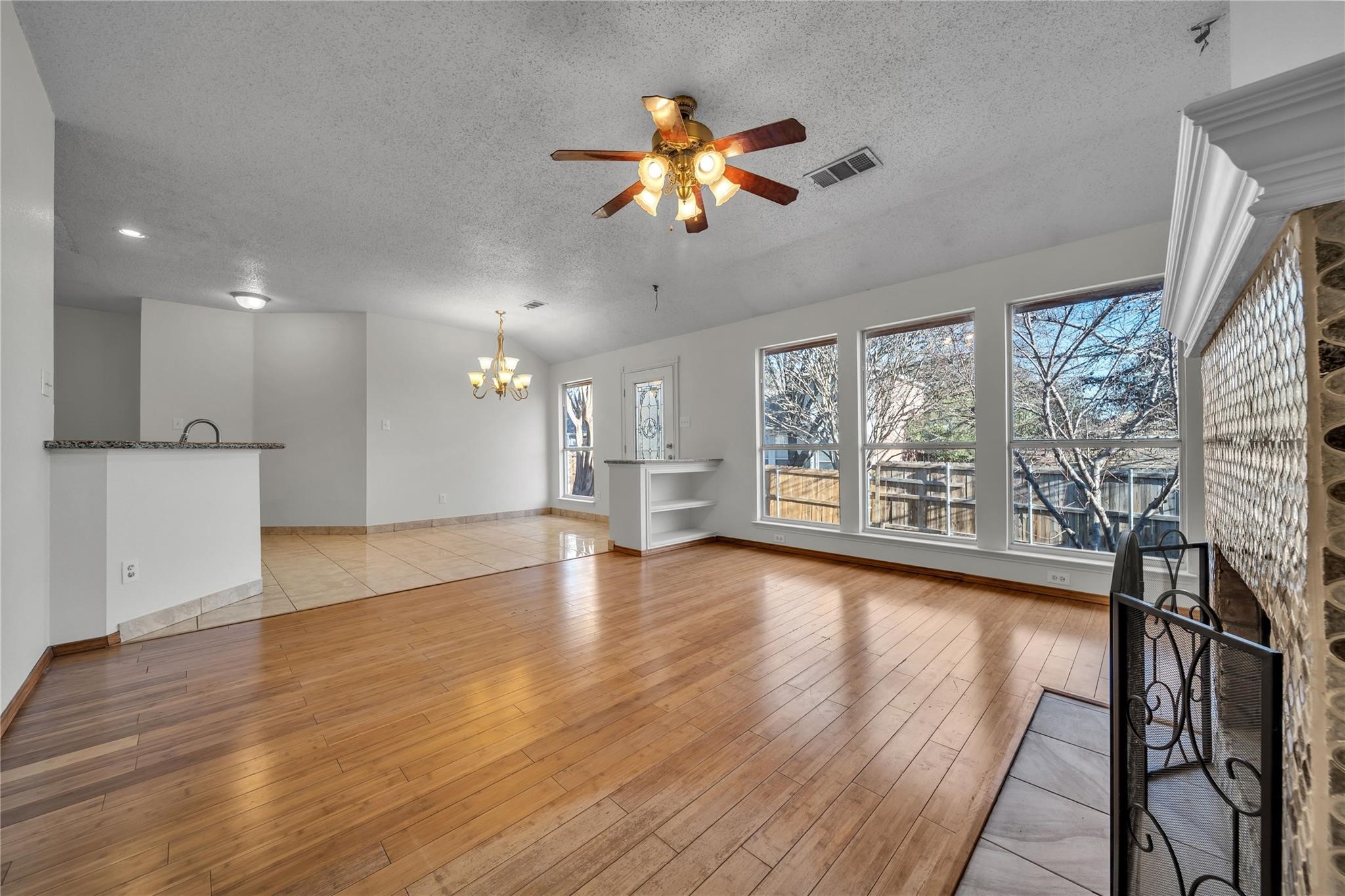 1406 Courtland Drive