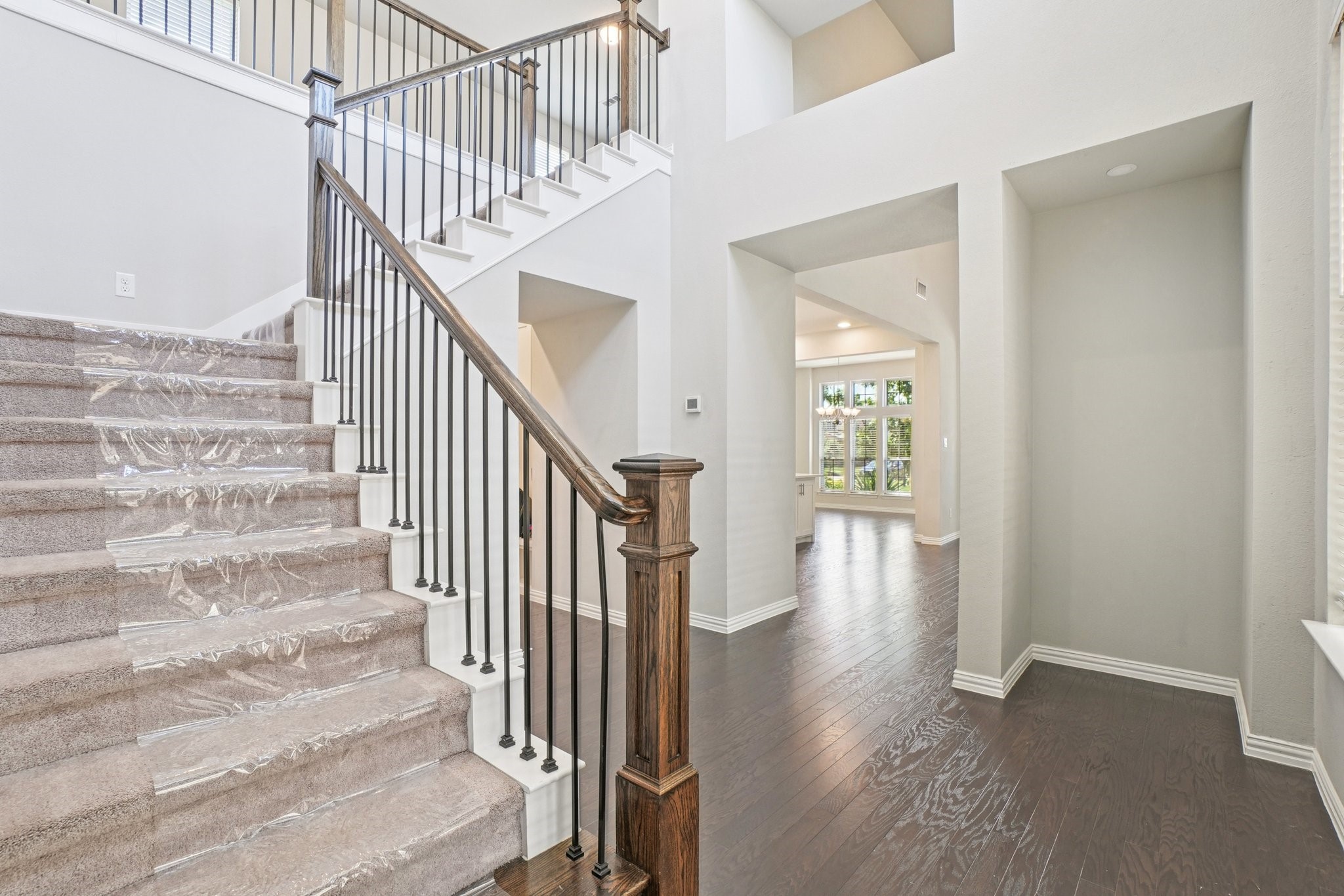 1573 William Way
