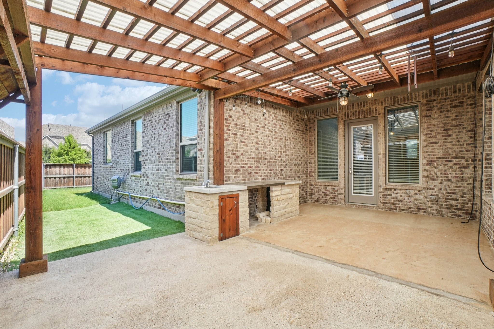 1573 William Way