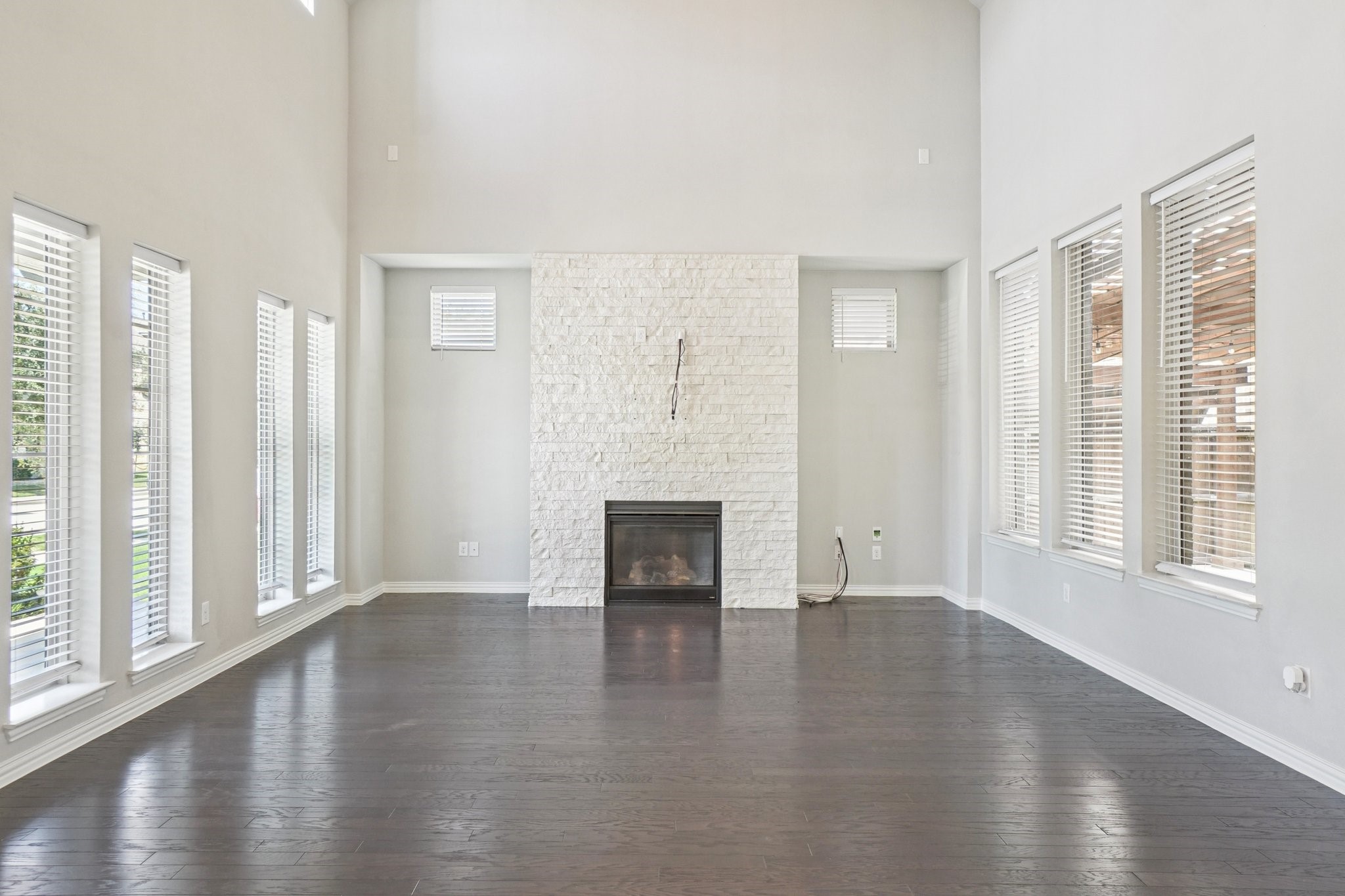 1573 William Way