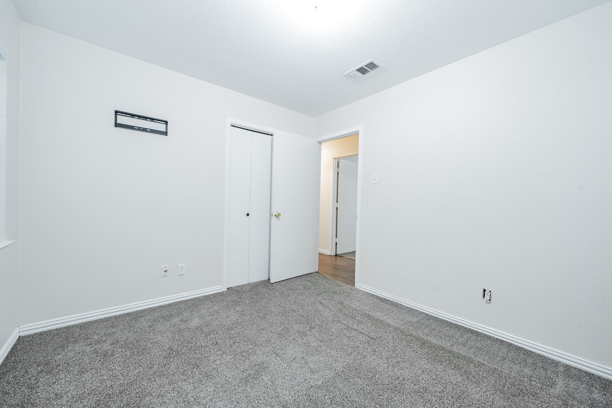 803 S 4th Street