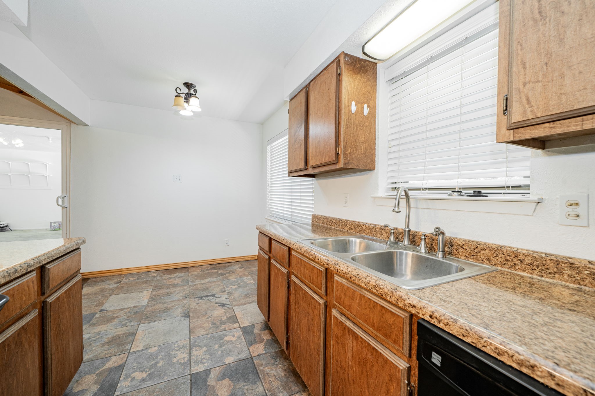 803 S 4th Street