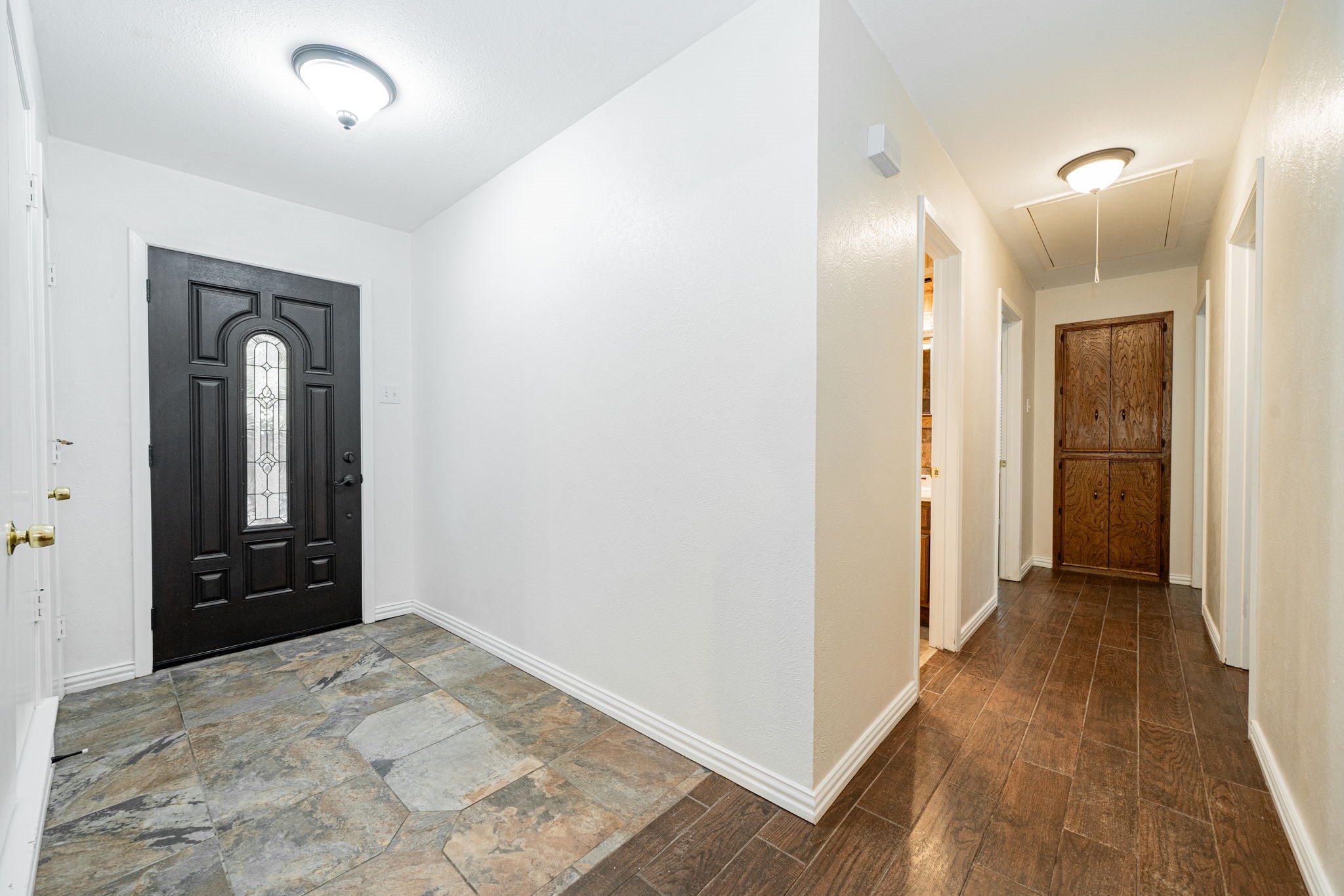 803 S 4th Street