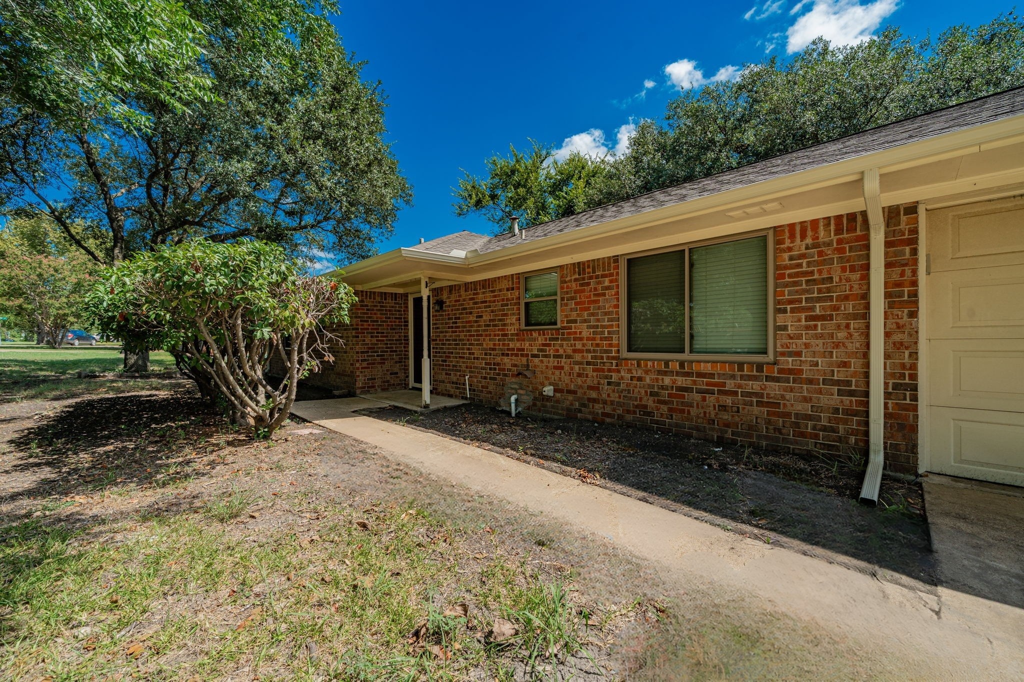803 S 4th Street