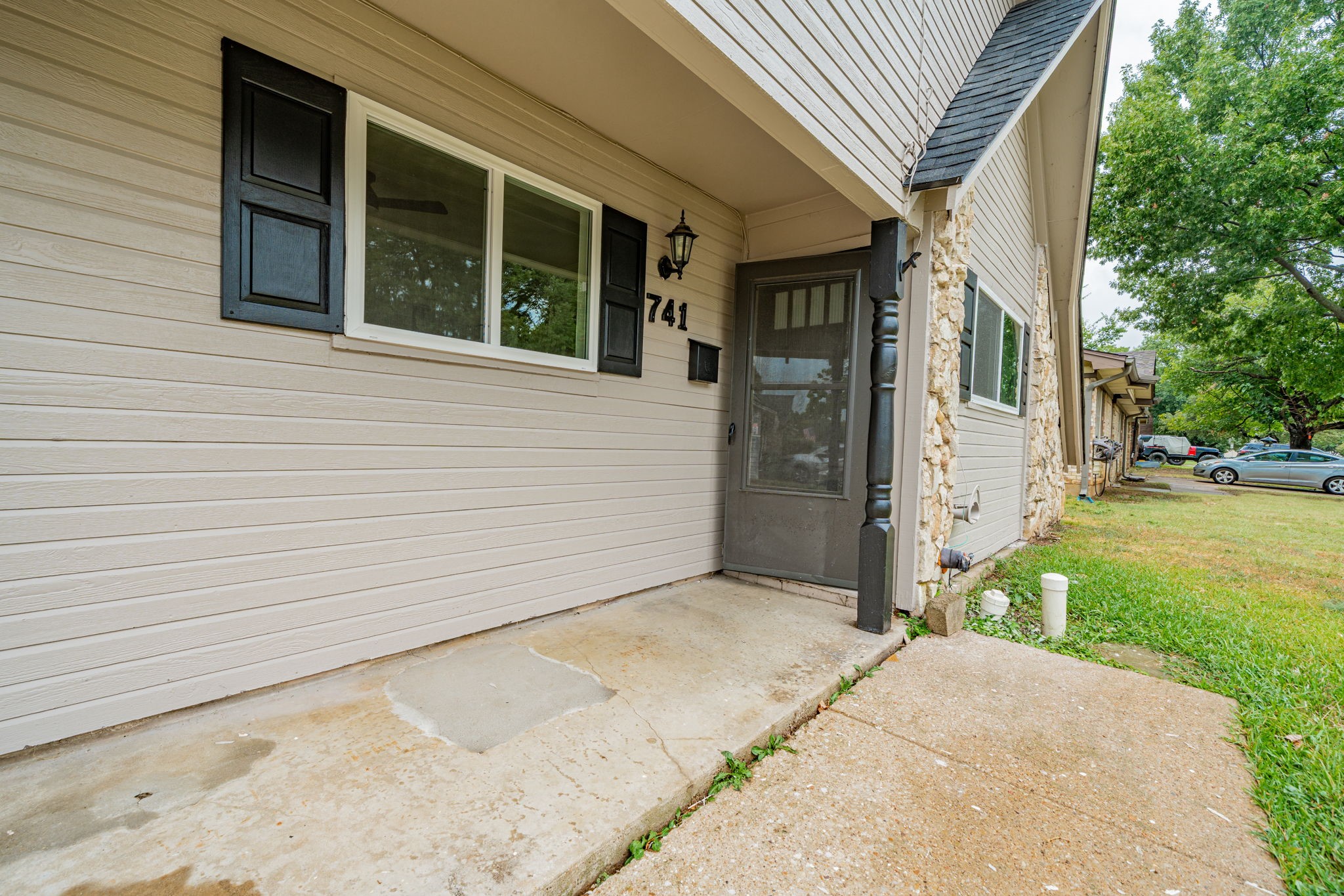 741 Ponderosa Drive