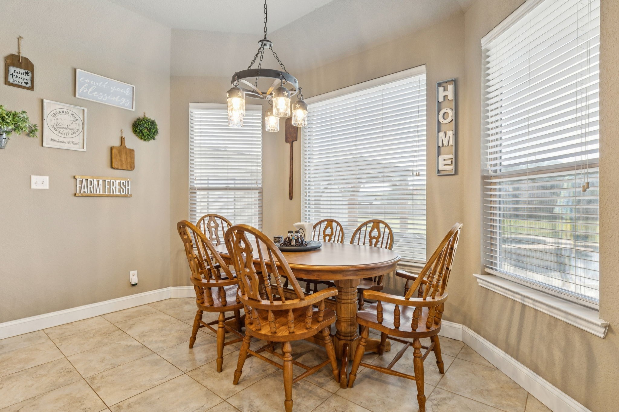 2220 Kandy Lane