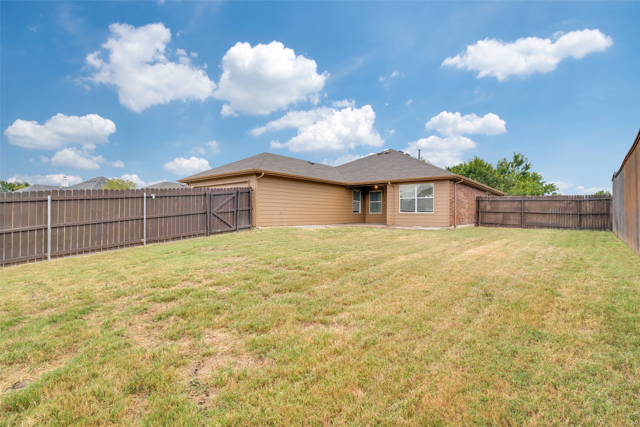3690 Chestnut Trail