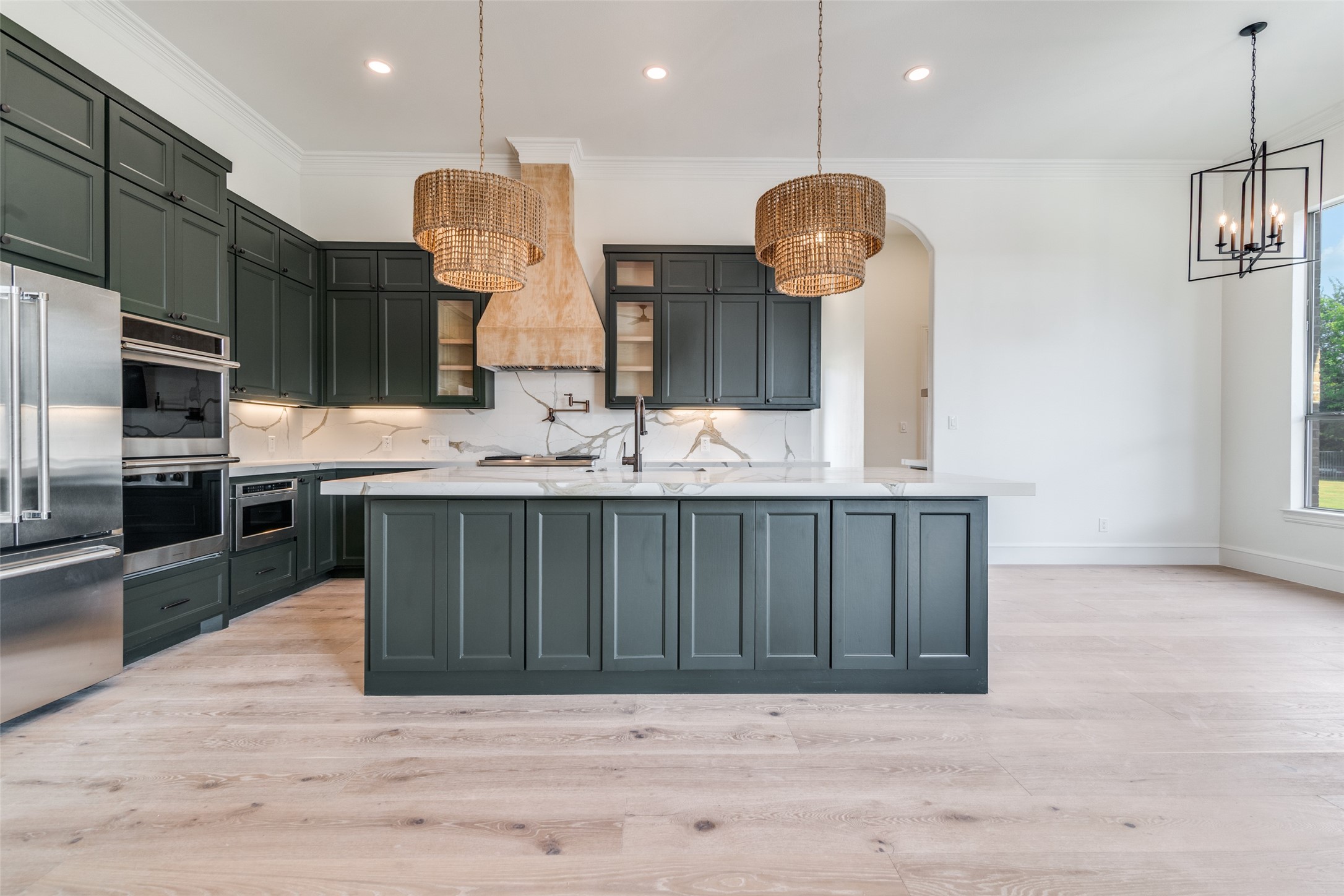 516 Heathland Crossing