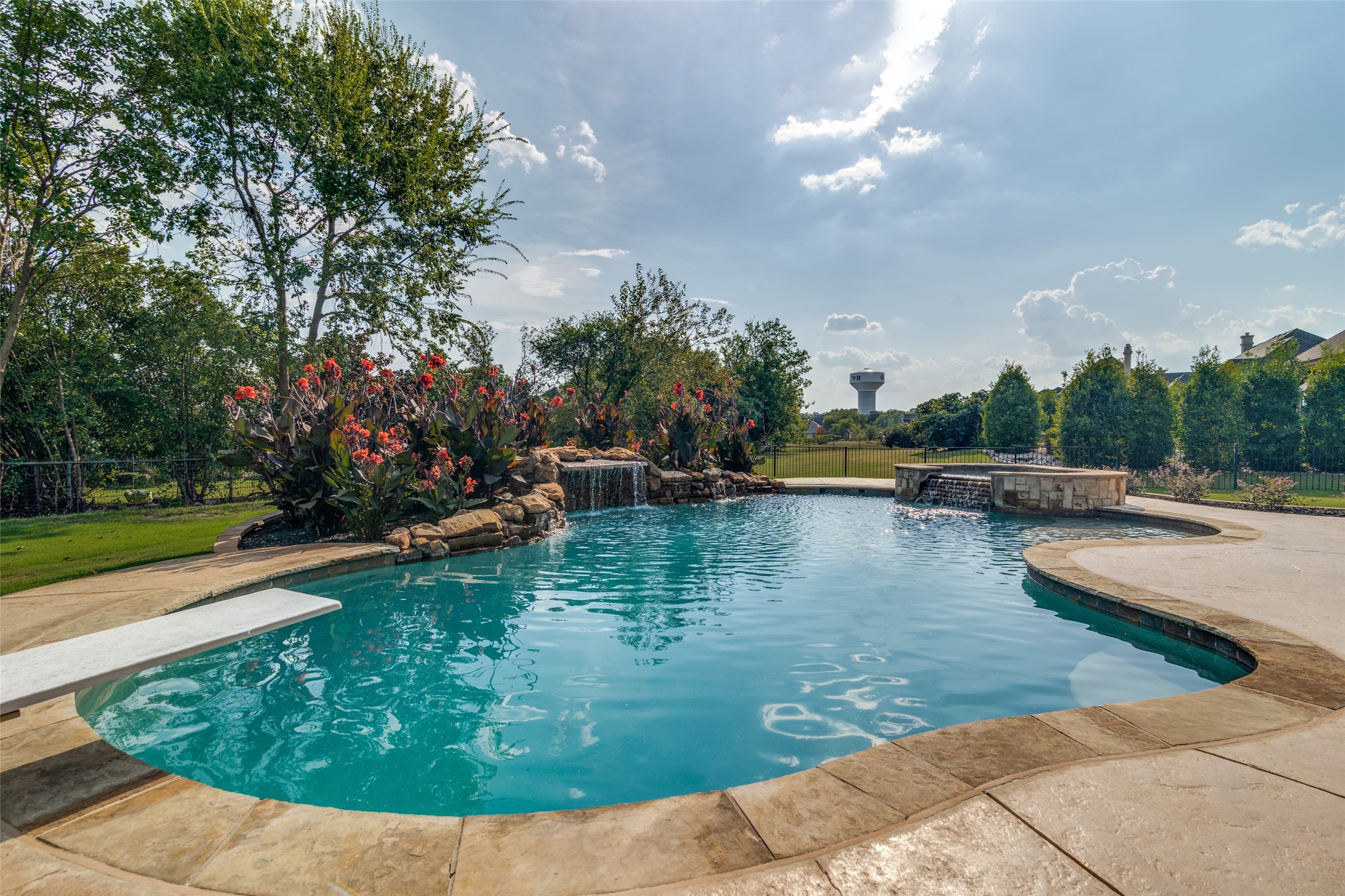 516 Heathland Crossing