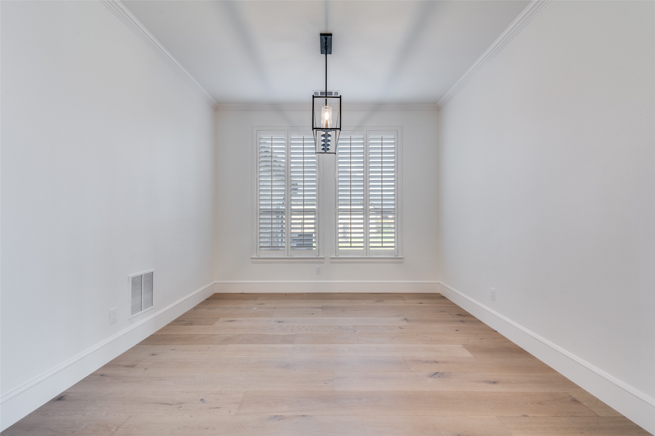 516 Heathland Crossing