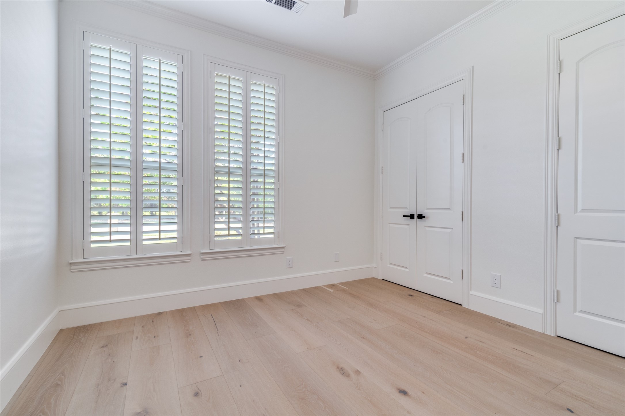 516 Heathland Crossing